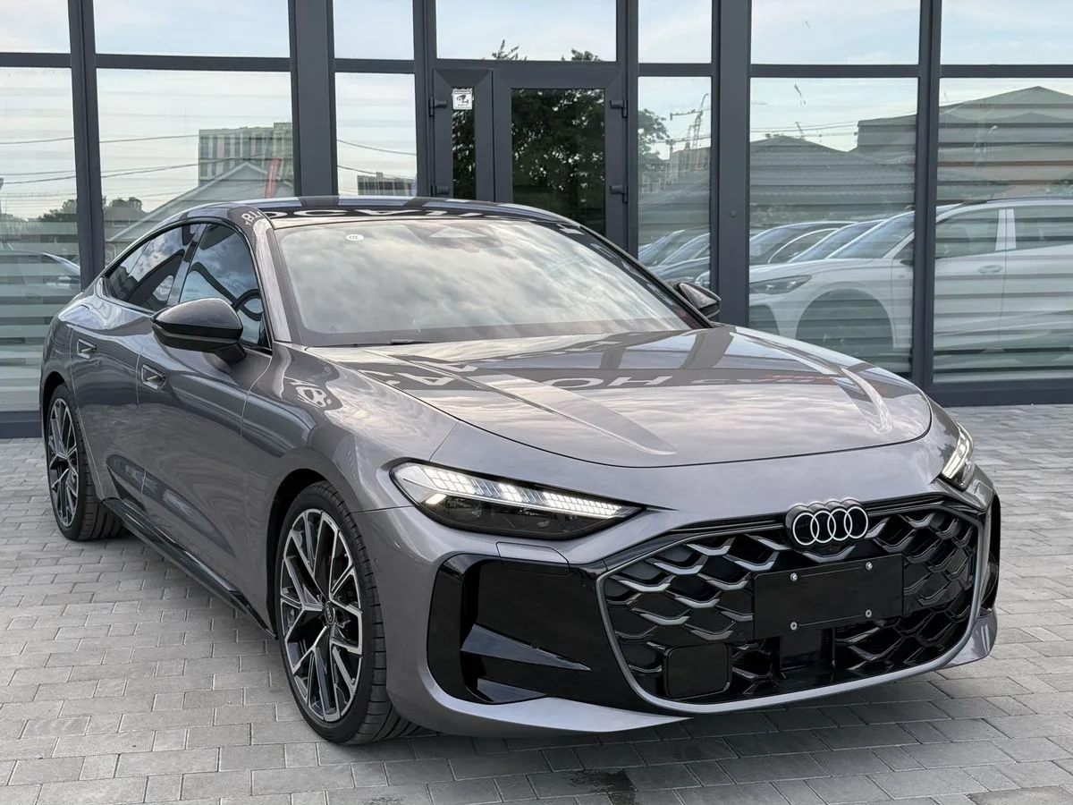 Audi, A5L, 2.0 л., АМТ, 2026 г., 30 км, фото 1