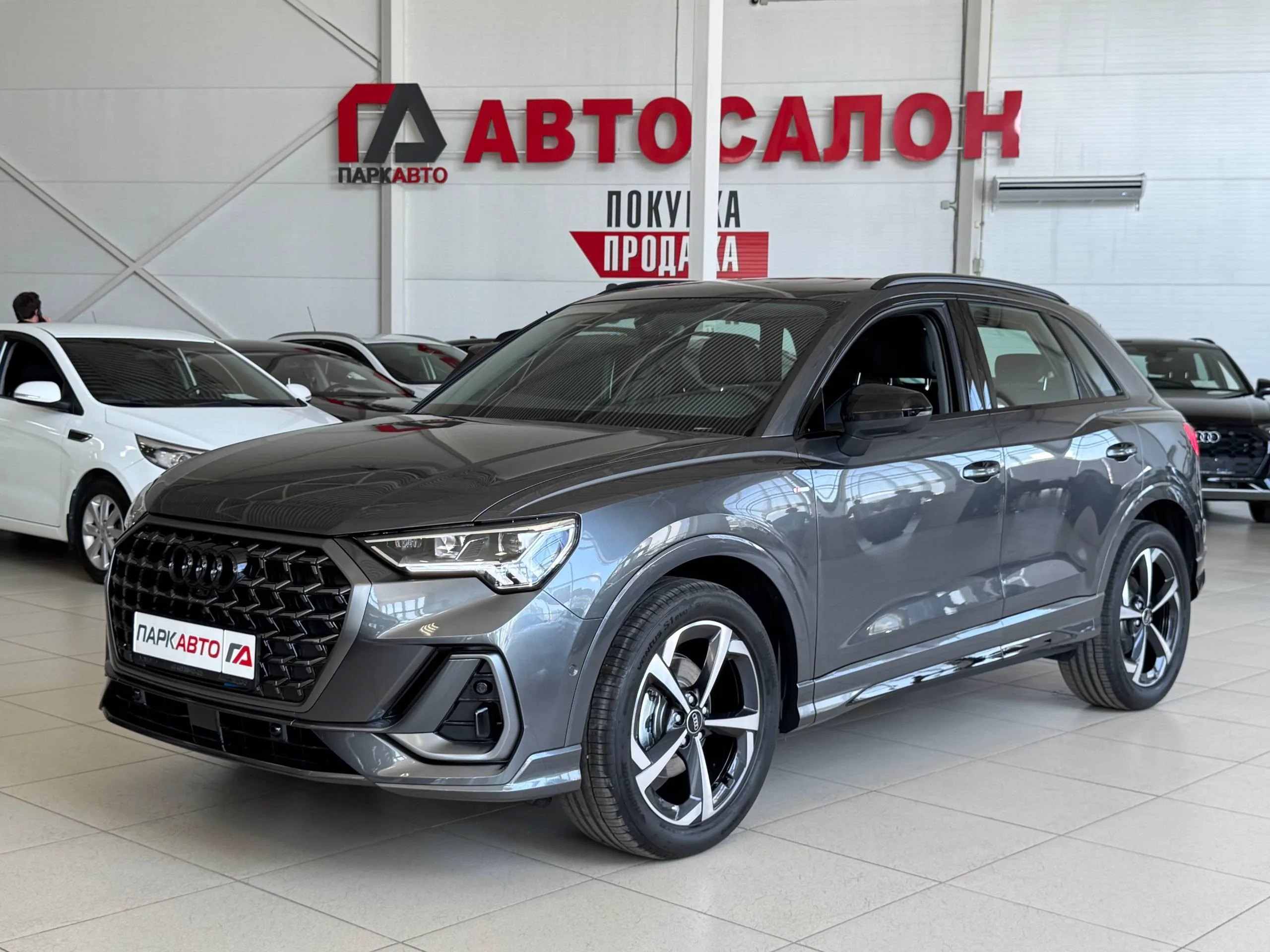 Audi, Q3, 1 л., АМТ, 2026 г., 16 км, фото 1