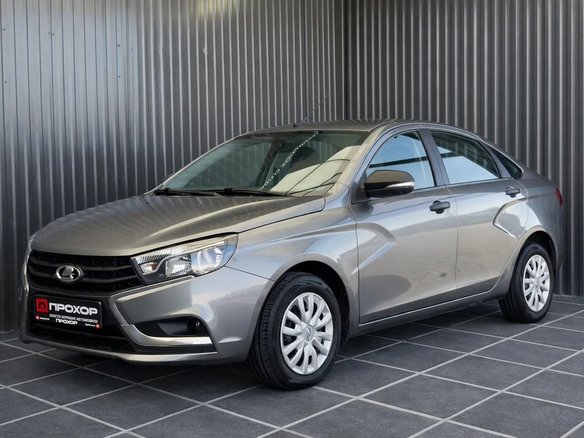 ВАЗ (LADA), Vesta, 1 л., МТ, 2017 г., 114 814 км, фото 1