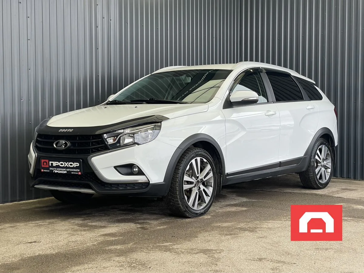 ВАЗ (LADA), Vesta Cross, 1 л., МТ, 2017 г., 77 868 км, фото 1