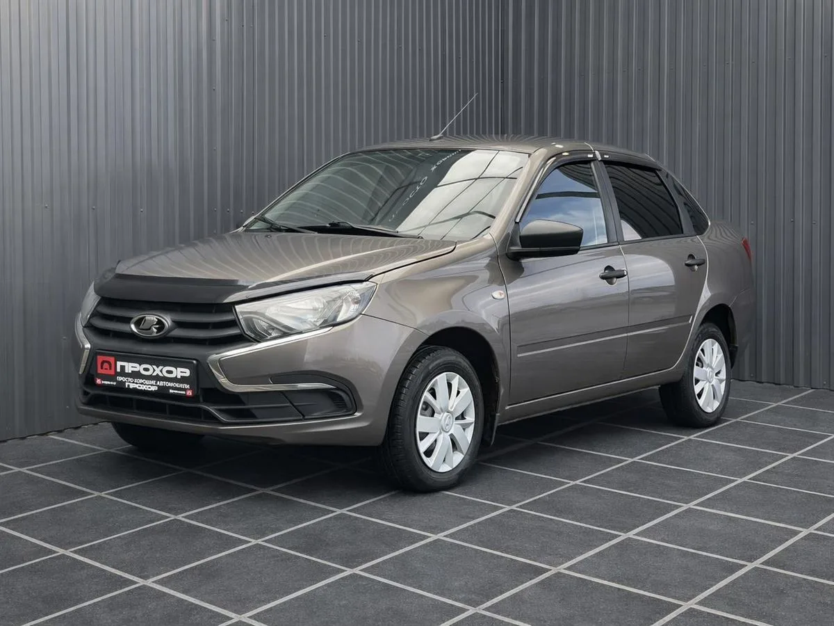 ВАЗ (LADA), Granta, 1 л., МТ, 2019 г., 112 835 км, фото 1