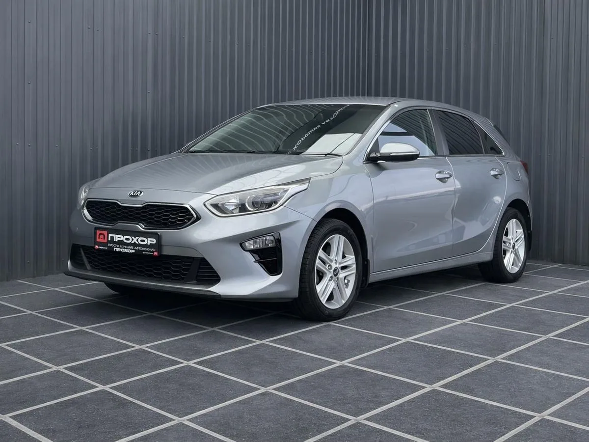 Kia, Ceed, 1 л., АТ, 2019 г., 122 075 км, фото 1