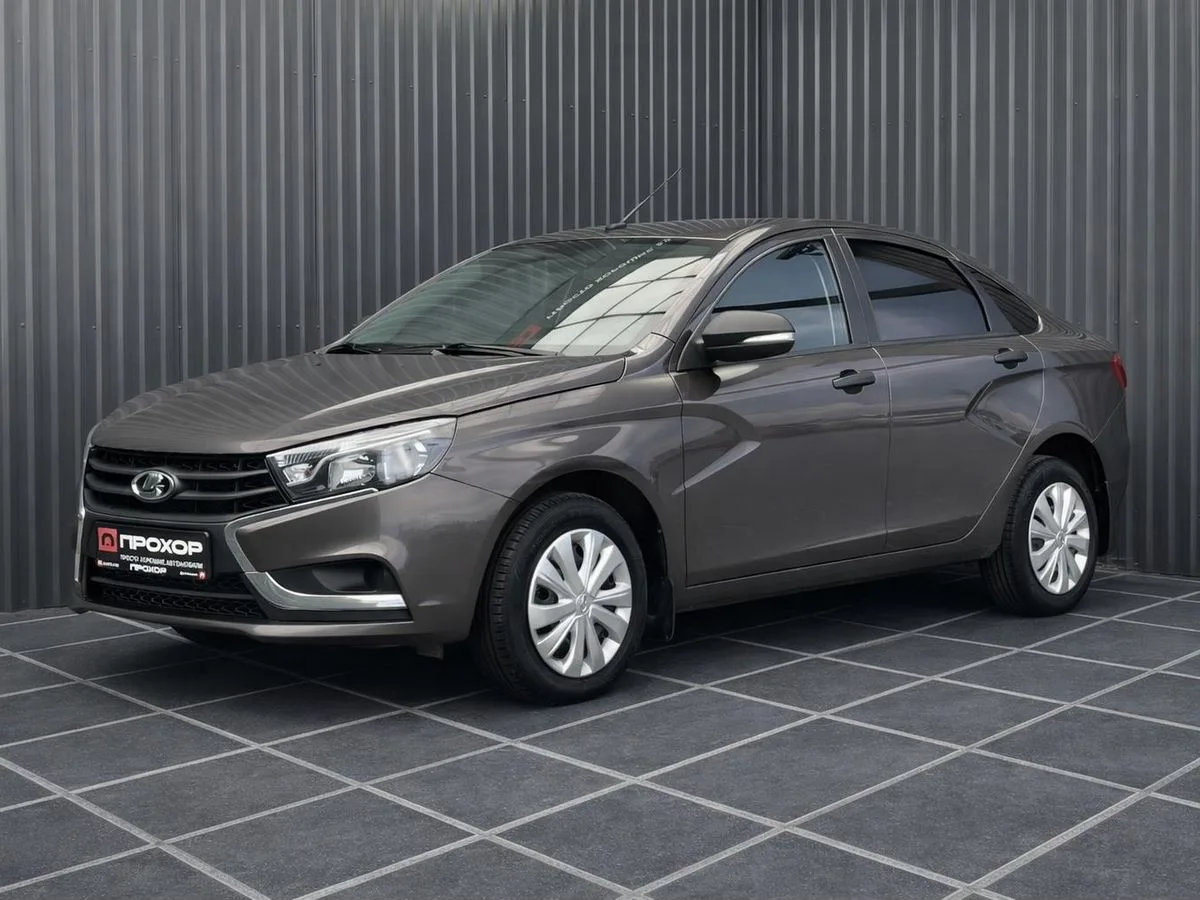 ВАЗ (LADA), Vesta, 1 л., МТ, 2018 г., 147 500 км, фото 1