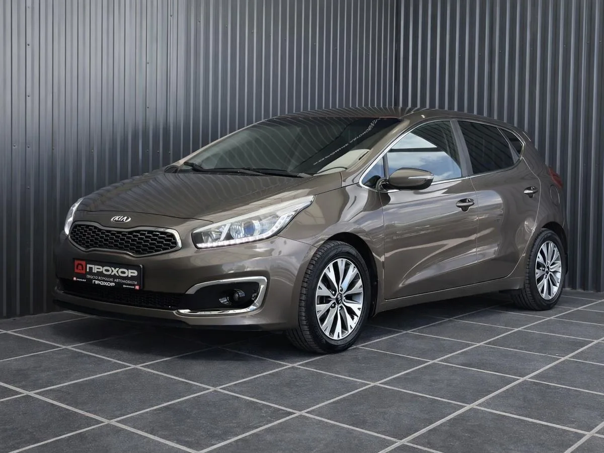 Kia, Ceed, 1 л., АТ, 2017 г., 124 007 км, фото 1