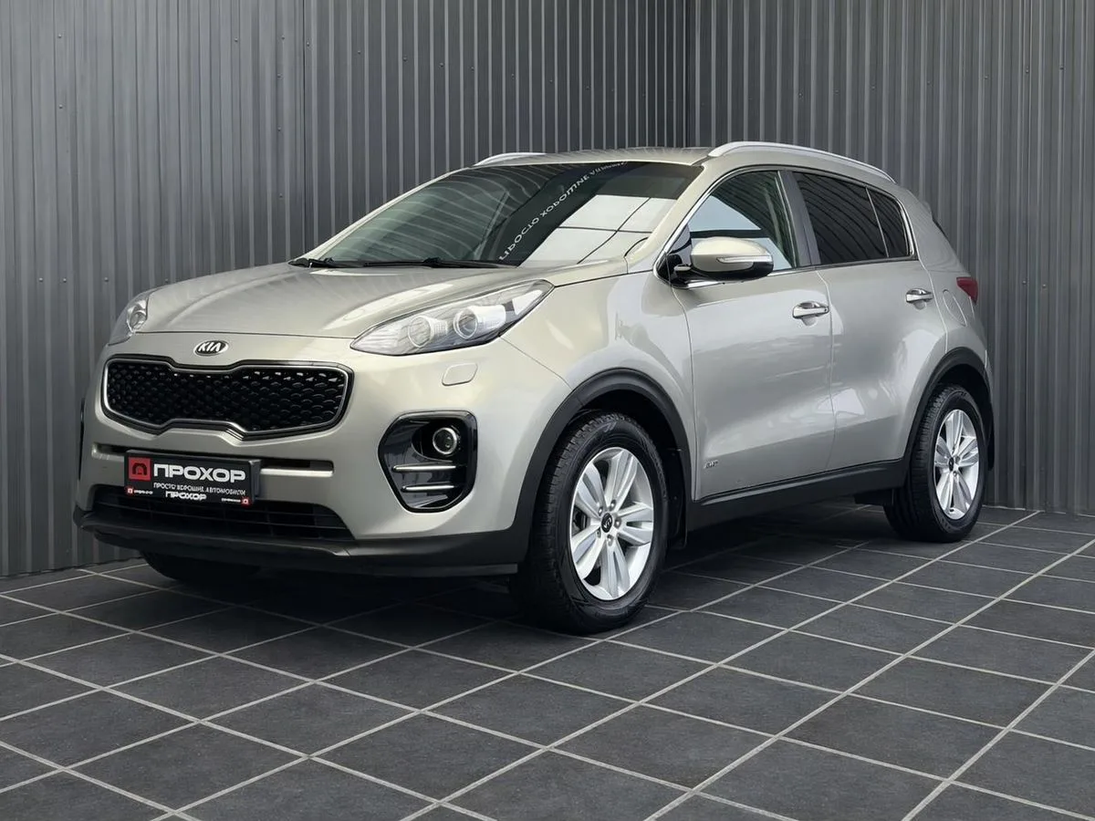 Kia, Sportage, 2.0 л., АТ, 2017 г., 120 494 км, фото 1