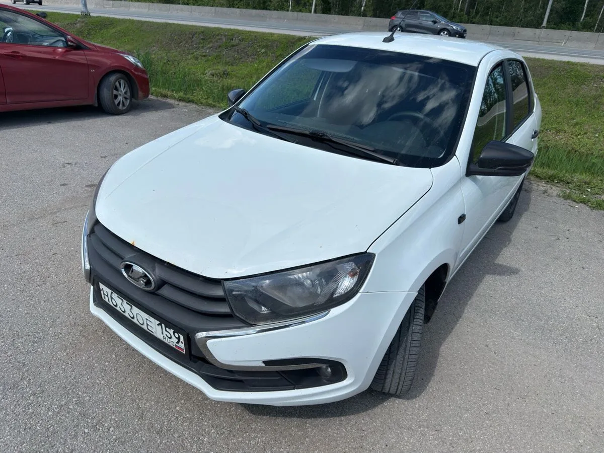 ВАЗ (LADA), Granta, 1 л., МТ, 2019 г., 150 000 км, фото 1