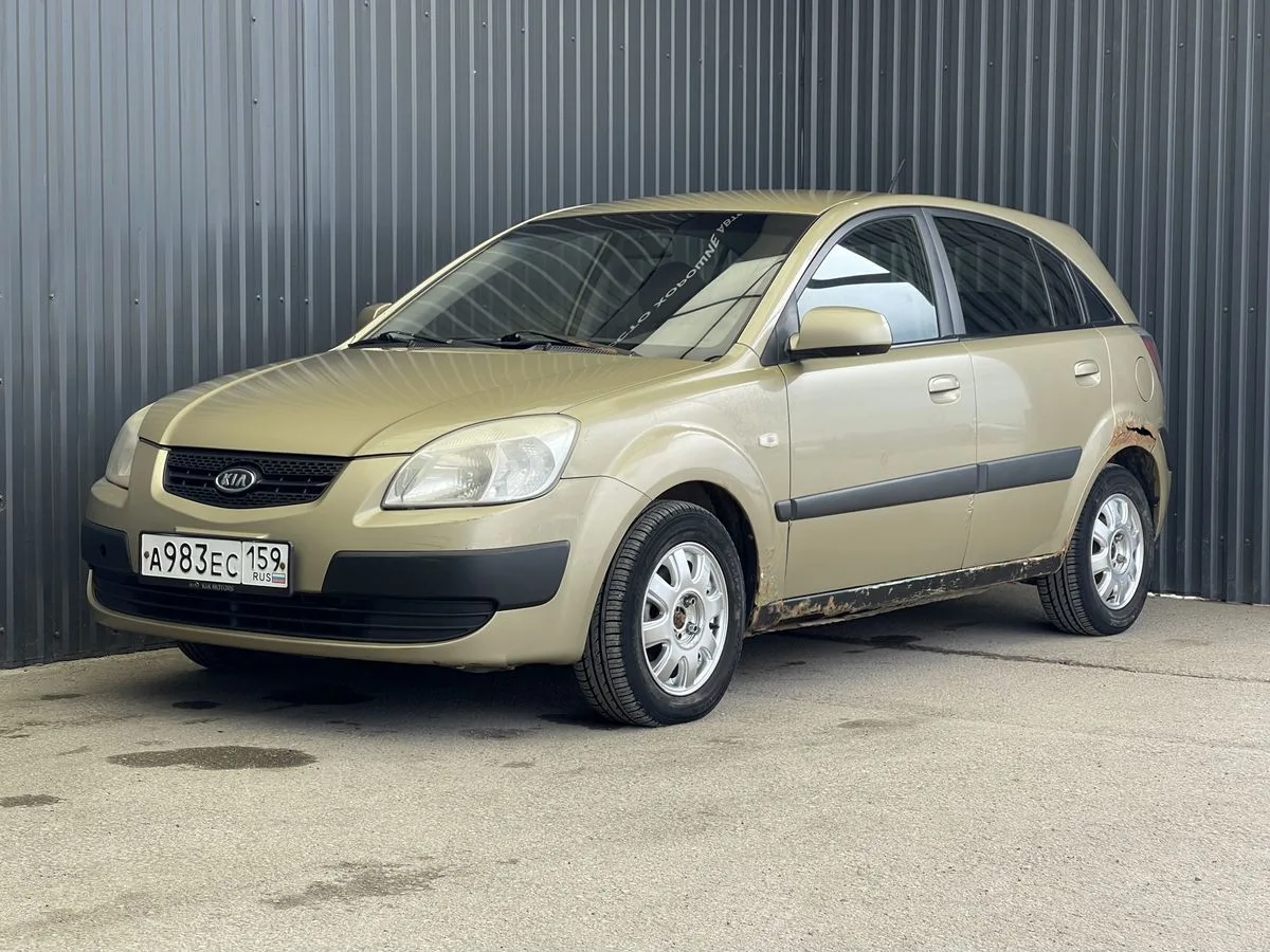 Kia, Rio, 1 л., МТ, 2005 г., 200 000 км, фото 1