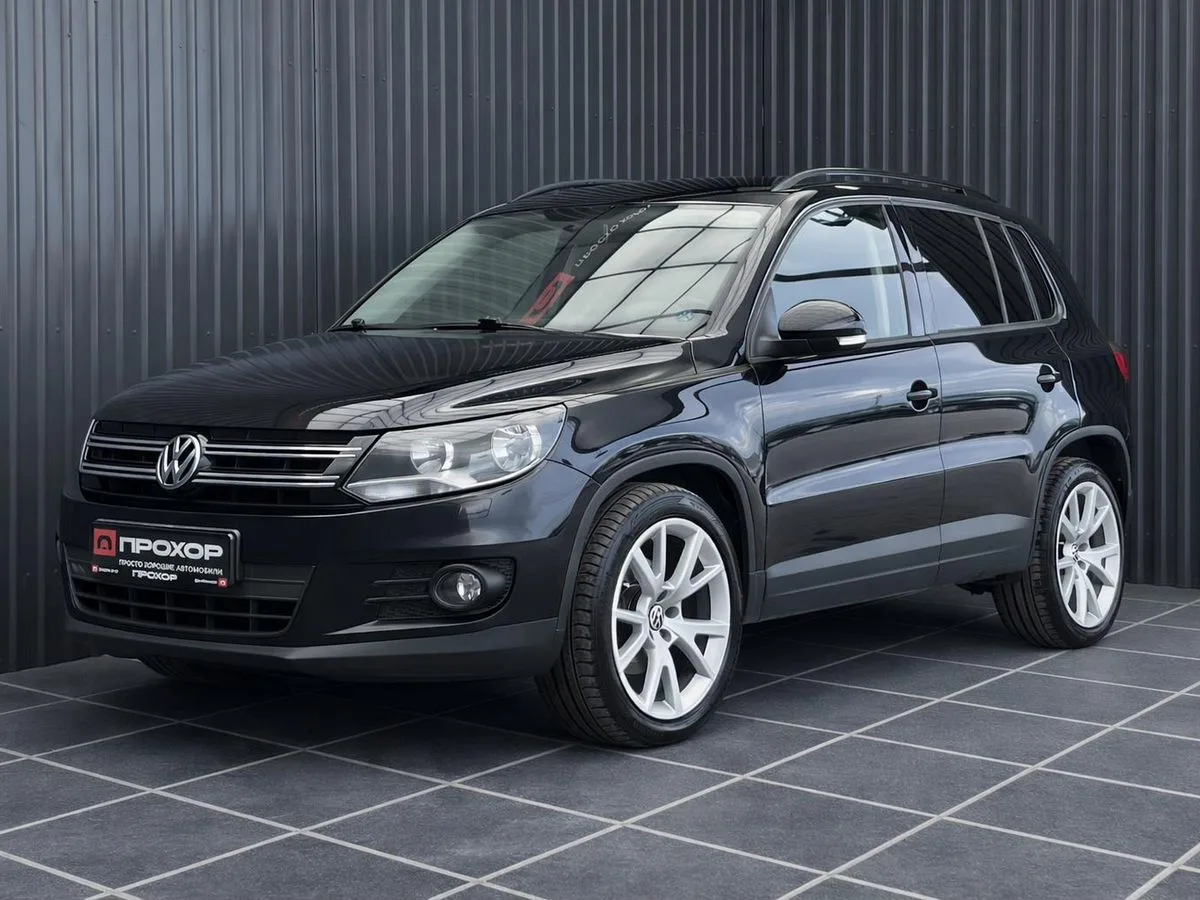 Volkswagen, Tiguan, 1 л., МТ, 2011 г., 201 197 км, фото 1