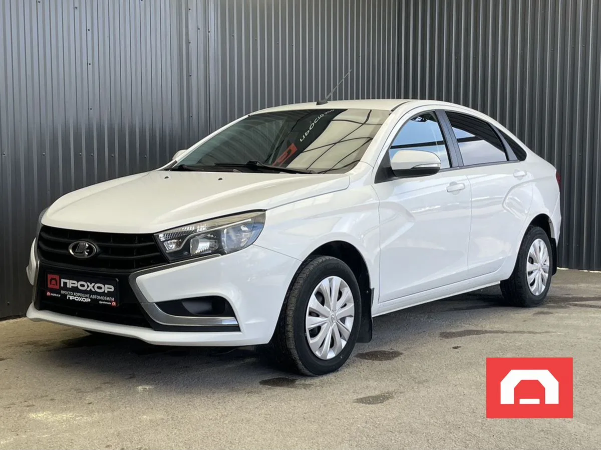 ВАЗ (LADA), Vesta, 1 л., МТ, 2017 г., 173 728 км, фото 1