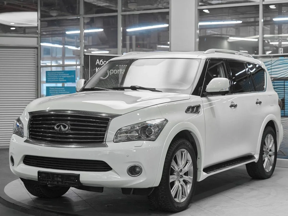 Infiniti, QX56, 5.6 л., АТ, 2012 г., 195 000 км, фото 1