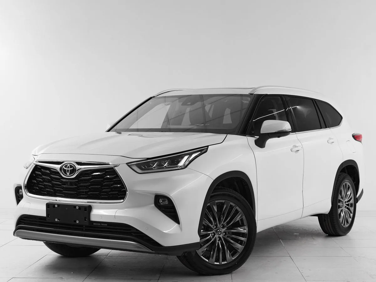 Toyota, Highlander, 2.0 л., АТ, 2025 г., 69 км, фото 1