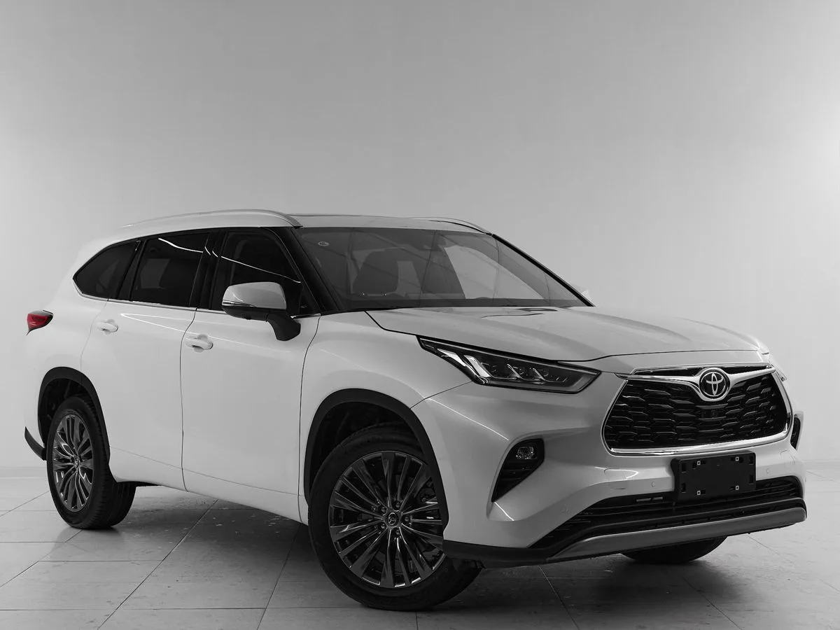 Toyota, Highlander, 2.0 л., АТ, 2025 г., 67 км, фото 1