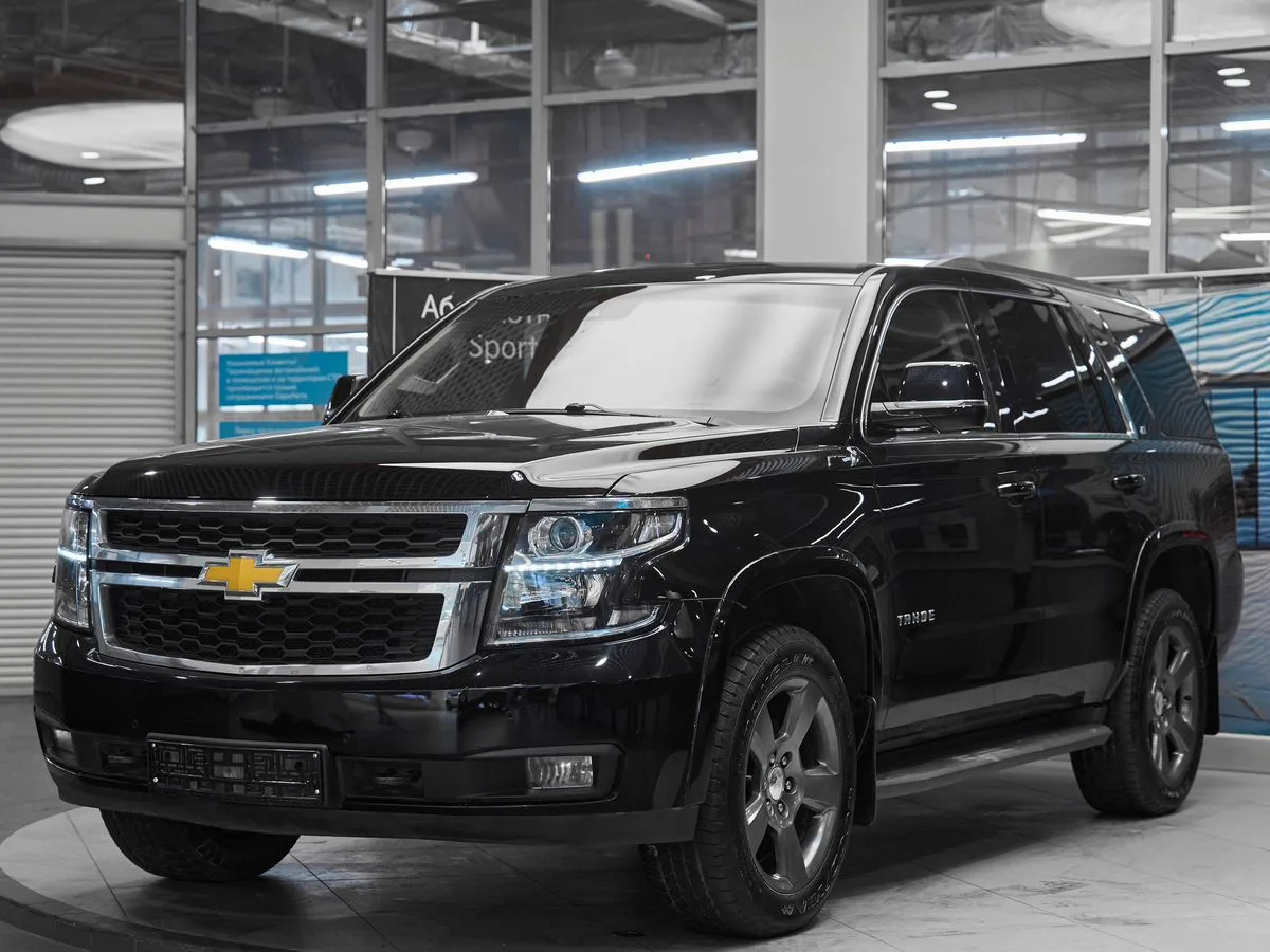 Chevrolet, Tahoe, 6.2 л., АТ, 2016 г., 96 400 км, фото 1