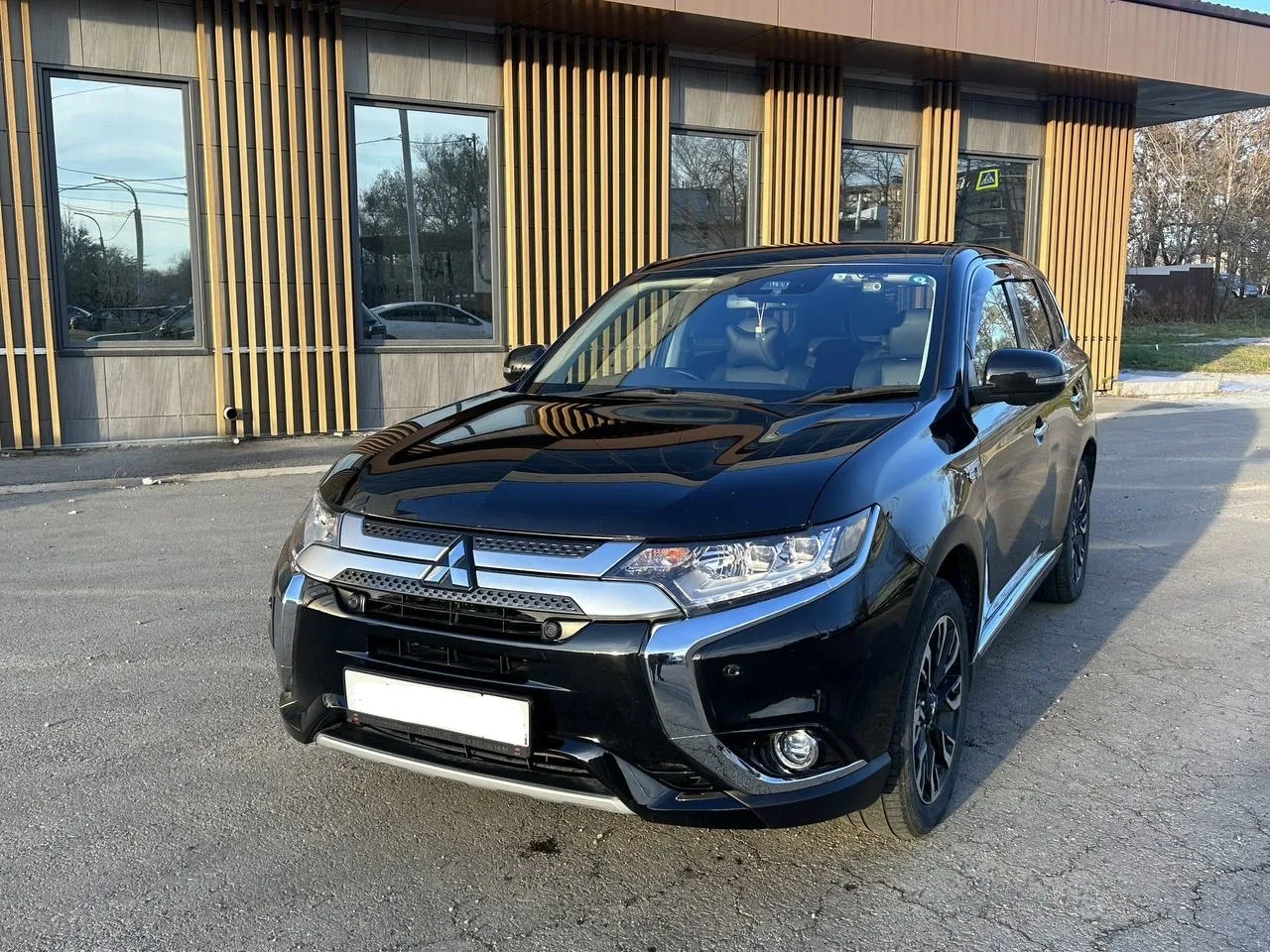 Mitsubishi, Outlander, 2018 г., 124 000 км, фото 1