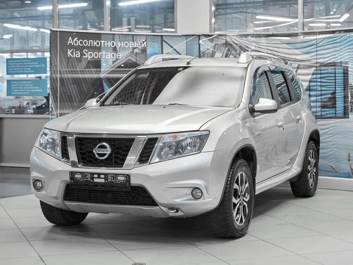 Nissan, Terrano, 2.0 л., АТ, 2016 г., 141 300 км, фото 1