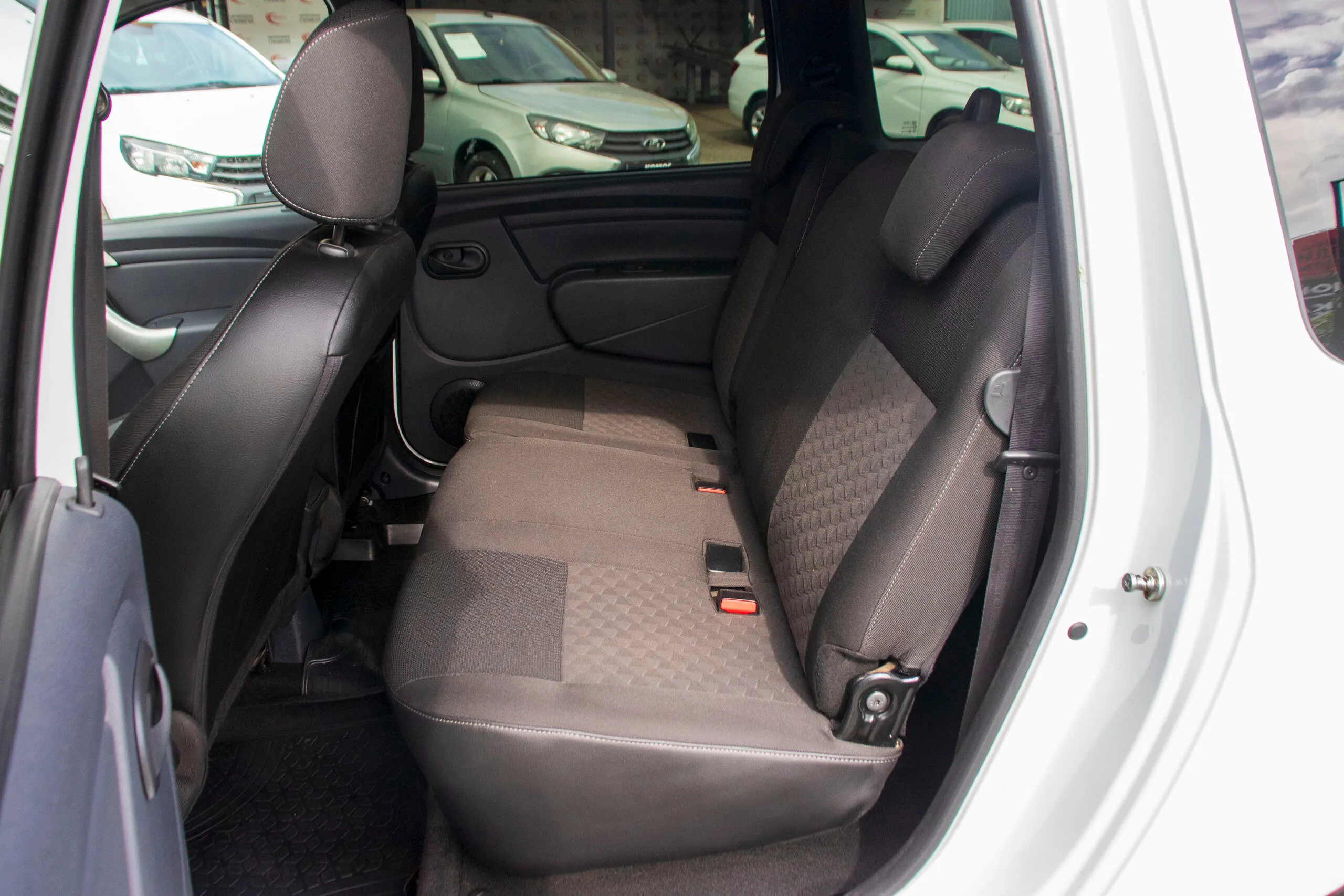 Фото 23 из 25