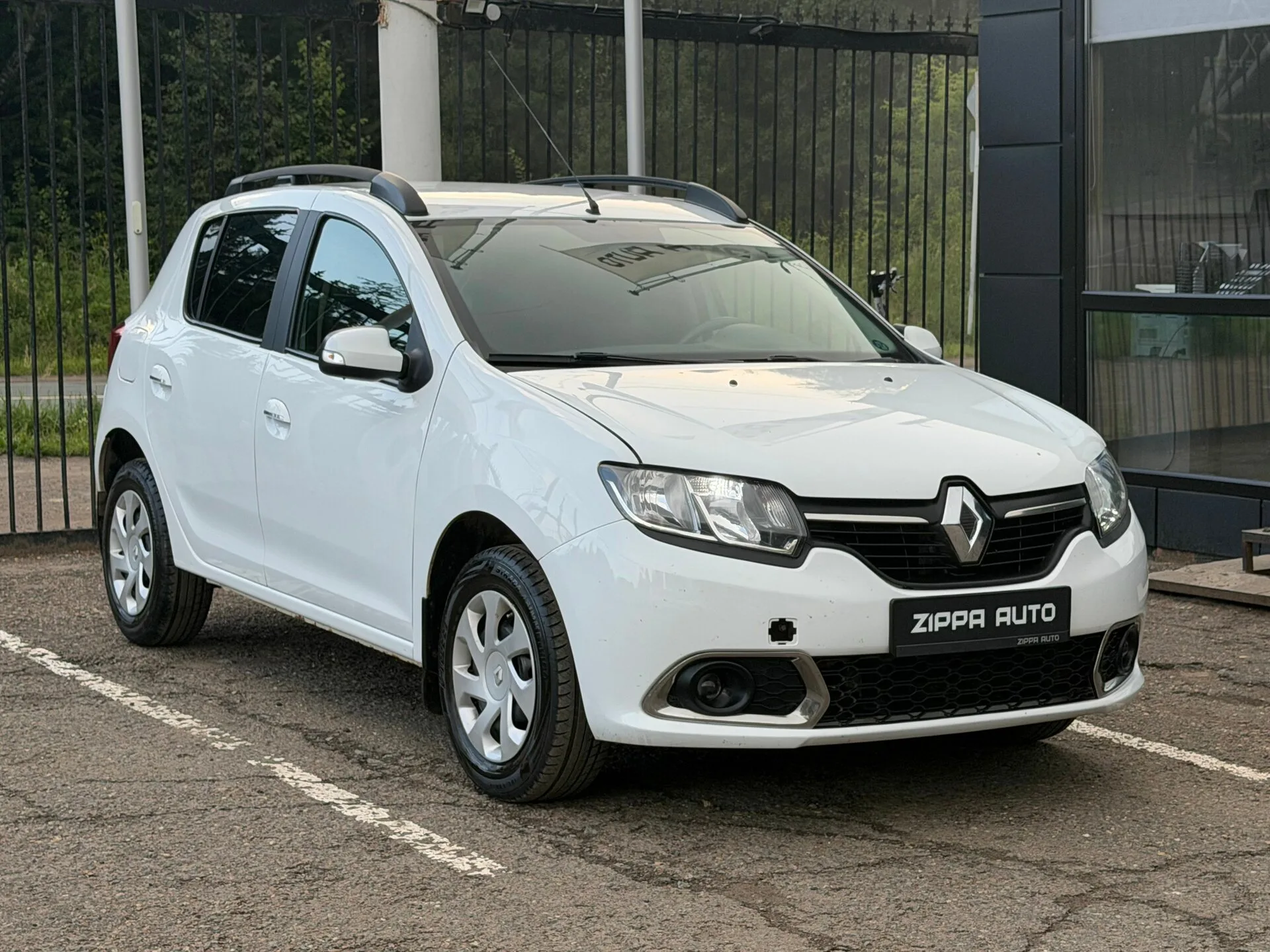 Renault, Sandero, 1.6 л., МТ, 2016 г., 102 455 км, фото 1
