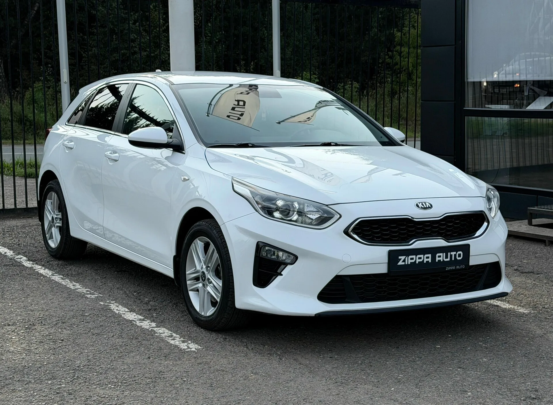 Kia, Ceed, 1.6 л., АТ, 2020 г., 98 500 км, фото 1