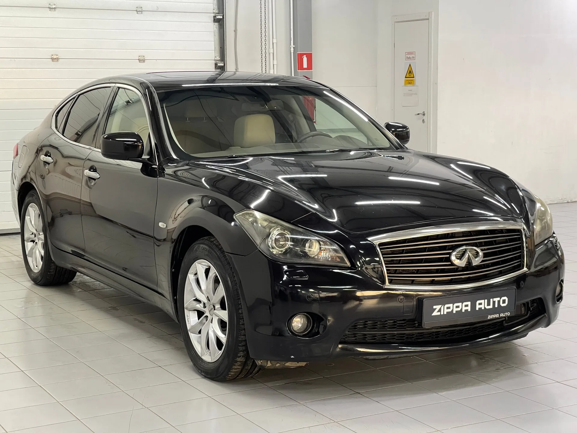 Infiniti, M, 3.7 л., АТ, 2011 г., 234 158 км, фото 1