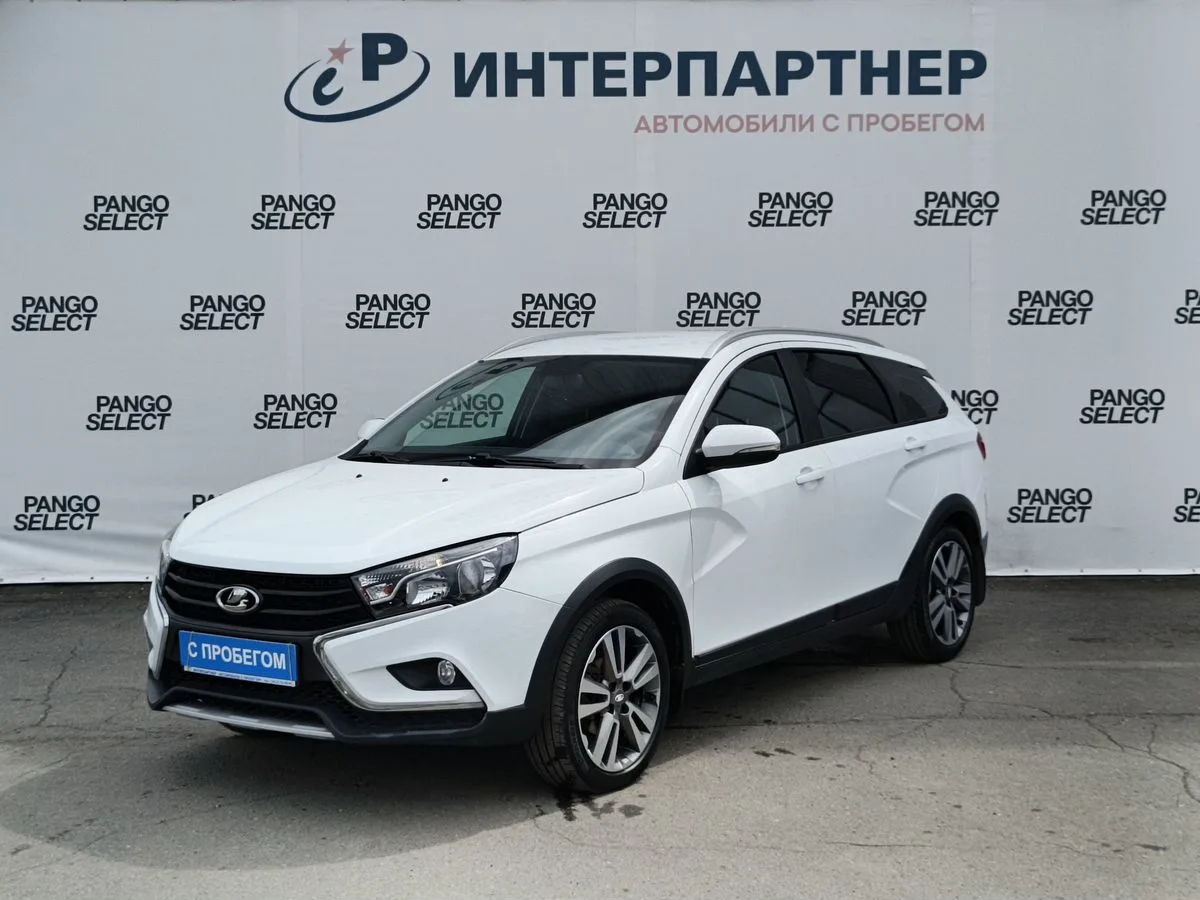 ВАЗ (LADA), Vesta Cross, 1.6 л., МТ, 2020 г., 99 961 км, фото 1