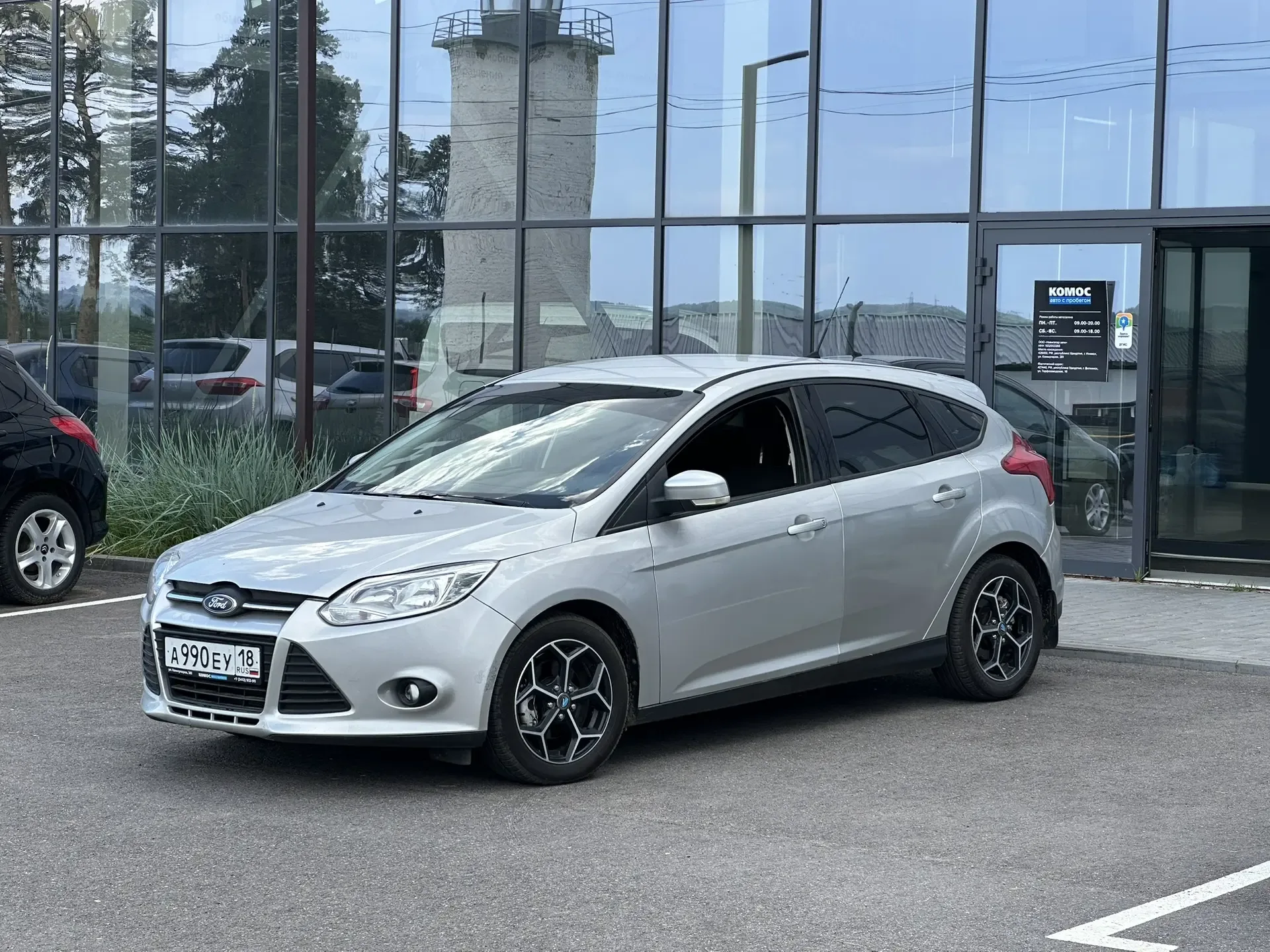 Ford, Focus, 1.6 л., МТ, 2011 г., 103 000 км, фото 1