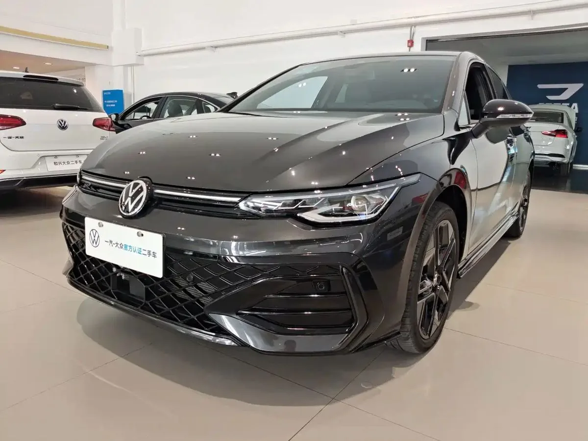 Volkswagen, Golf, 1.5 л., 2025 г., фото 1