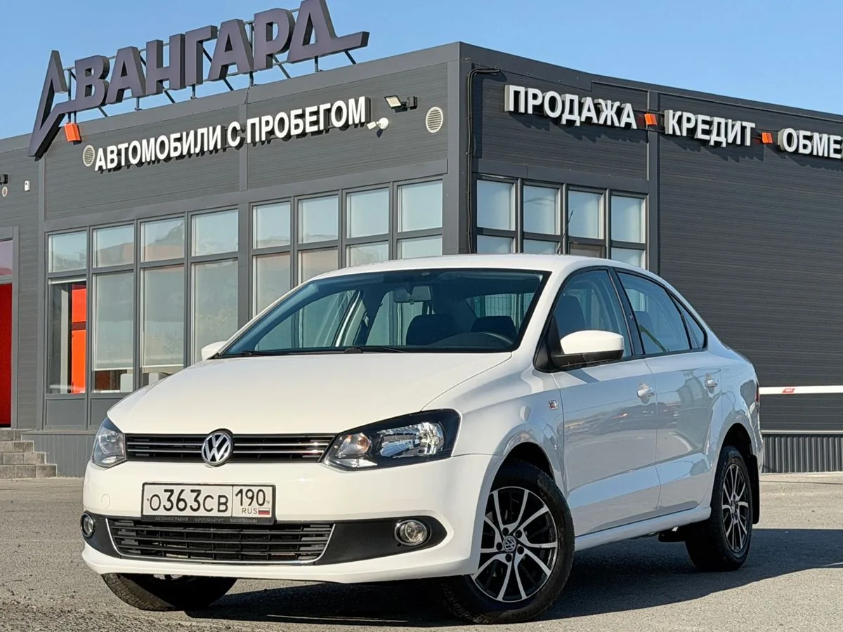 Volkswagen Polo 1.6 AT (105 л.с.), 2011, фото 1