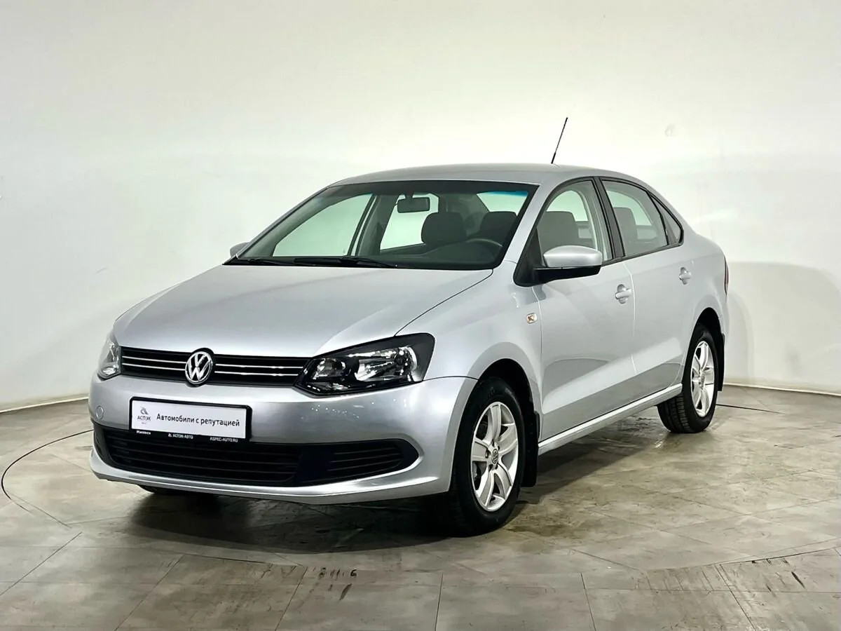 Volkswagen Polo 1.6 MT (105 л.с.), 2011, фото 1