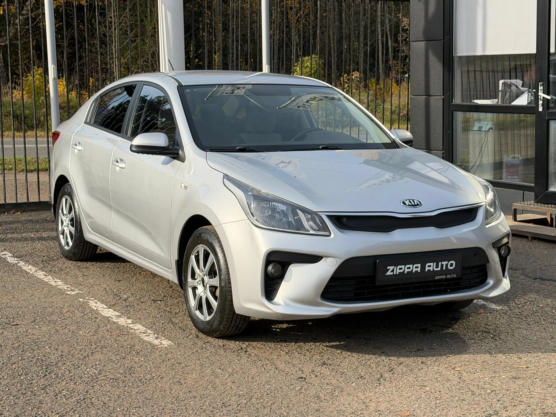 Kia Rio 1.4 MT (100 л.с.), 2018, фото 1