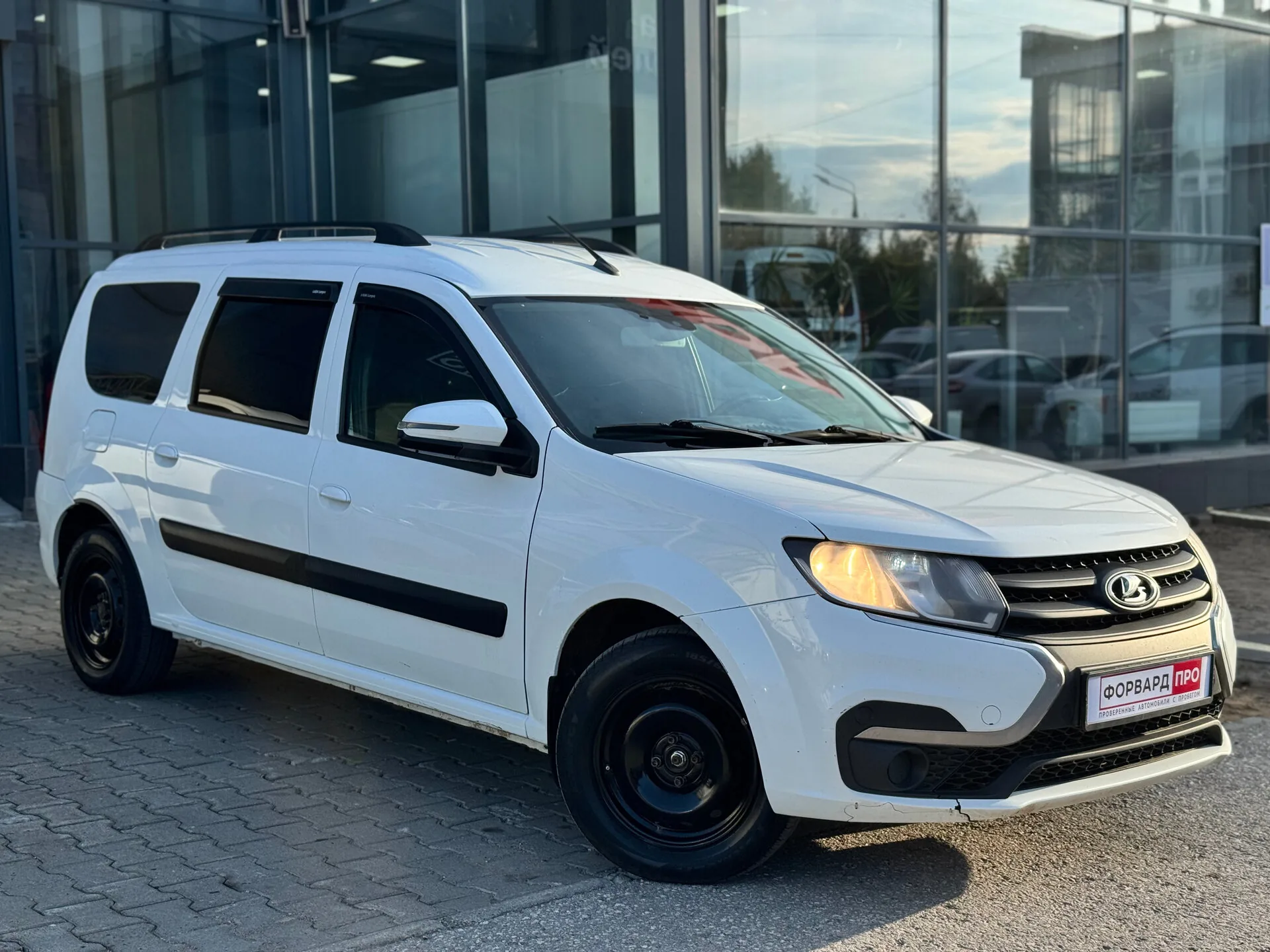 Lada (ВАЗ) Largus 1.6 MT (106 л.с.), 2021, фото 1