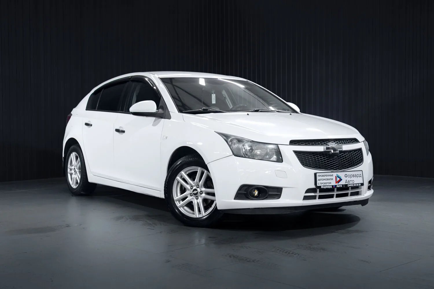 Chevrolet Cruze 1.6 AT (109 л.с.), 2012, фото 1