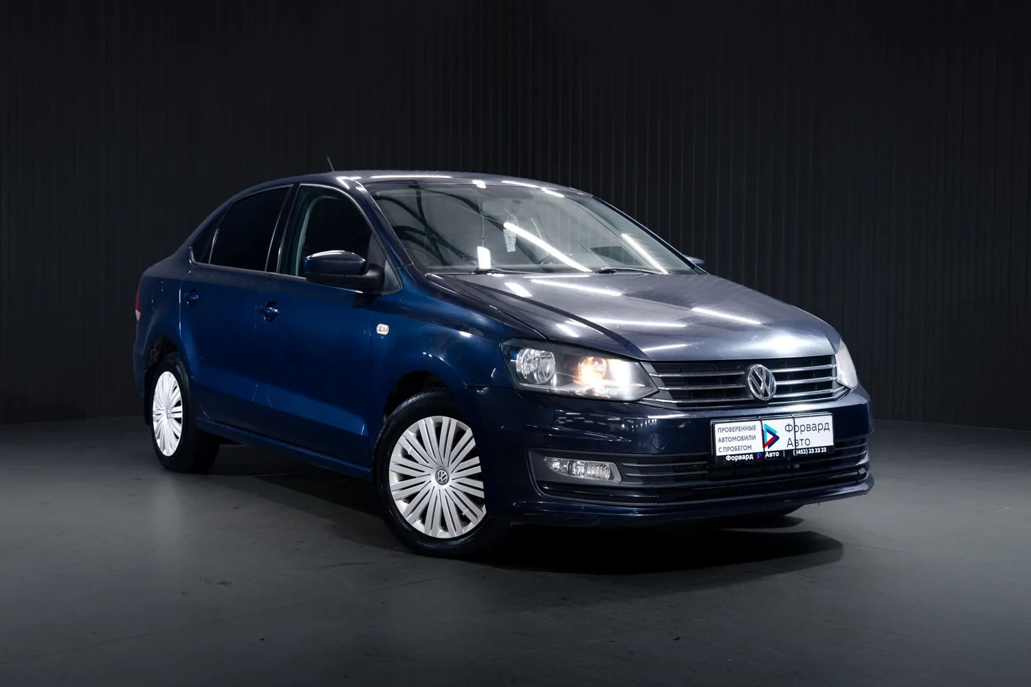 Volkswagen Polo 1.6 AT (110 л.с.), 2016, фото 1
