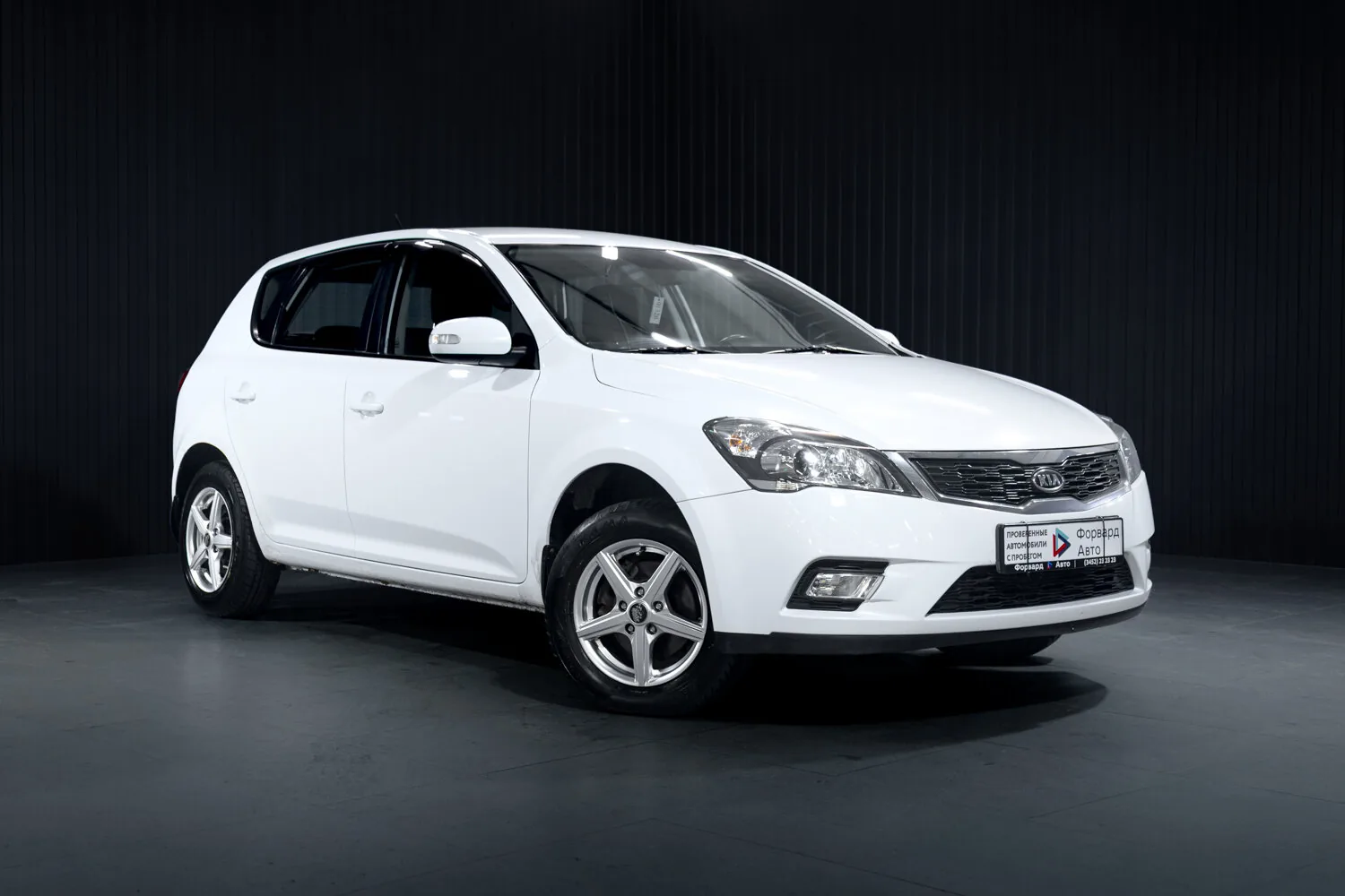 Kia Ceed 1.4 MT (109 л.с.), 2010, фото 1