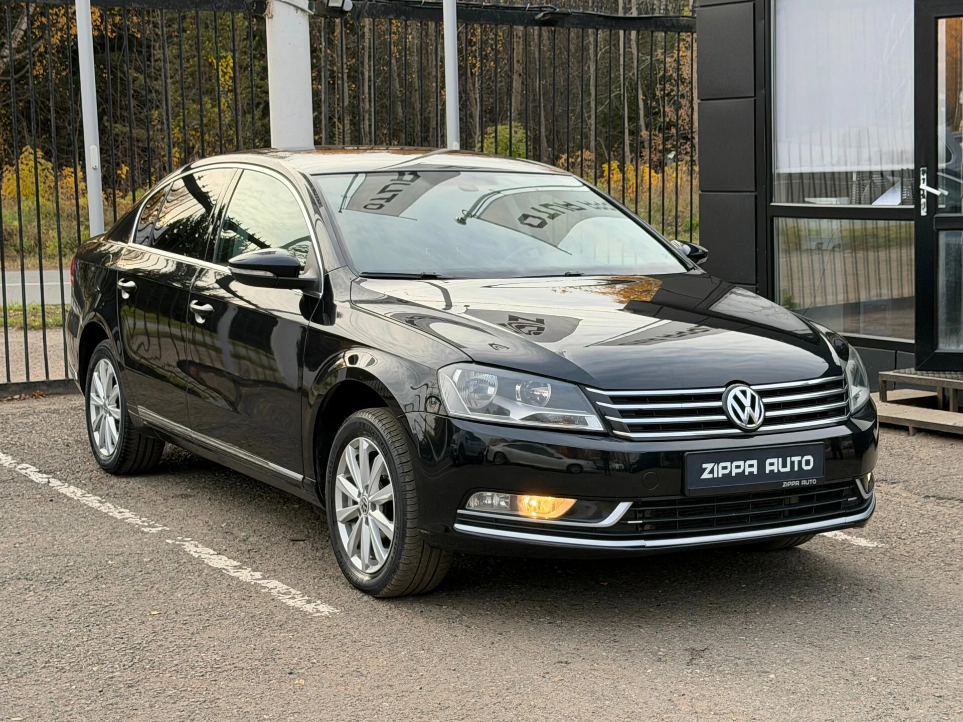 Volkswagen Passat 1.8 AMT (152 л.с.), 2011, фото 1