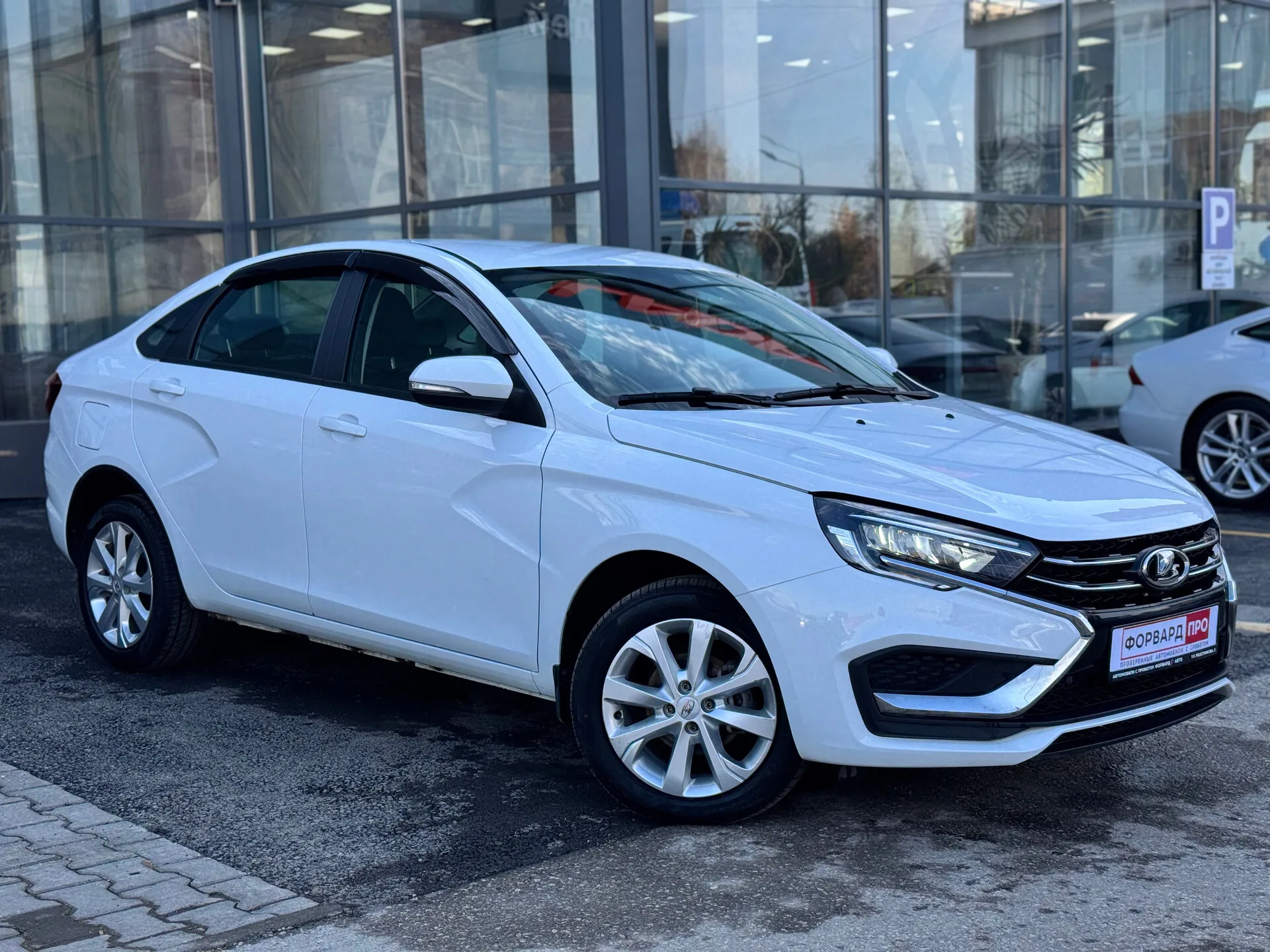 Lada (ВАЗ) Vesta 1.6 MT (106 л.с.), 2023, фото 1