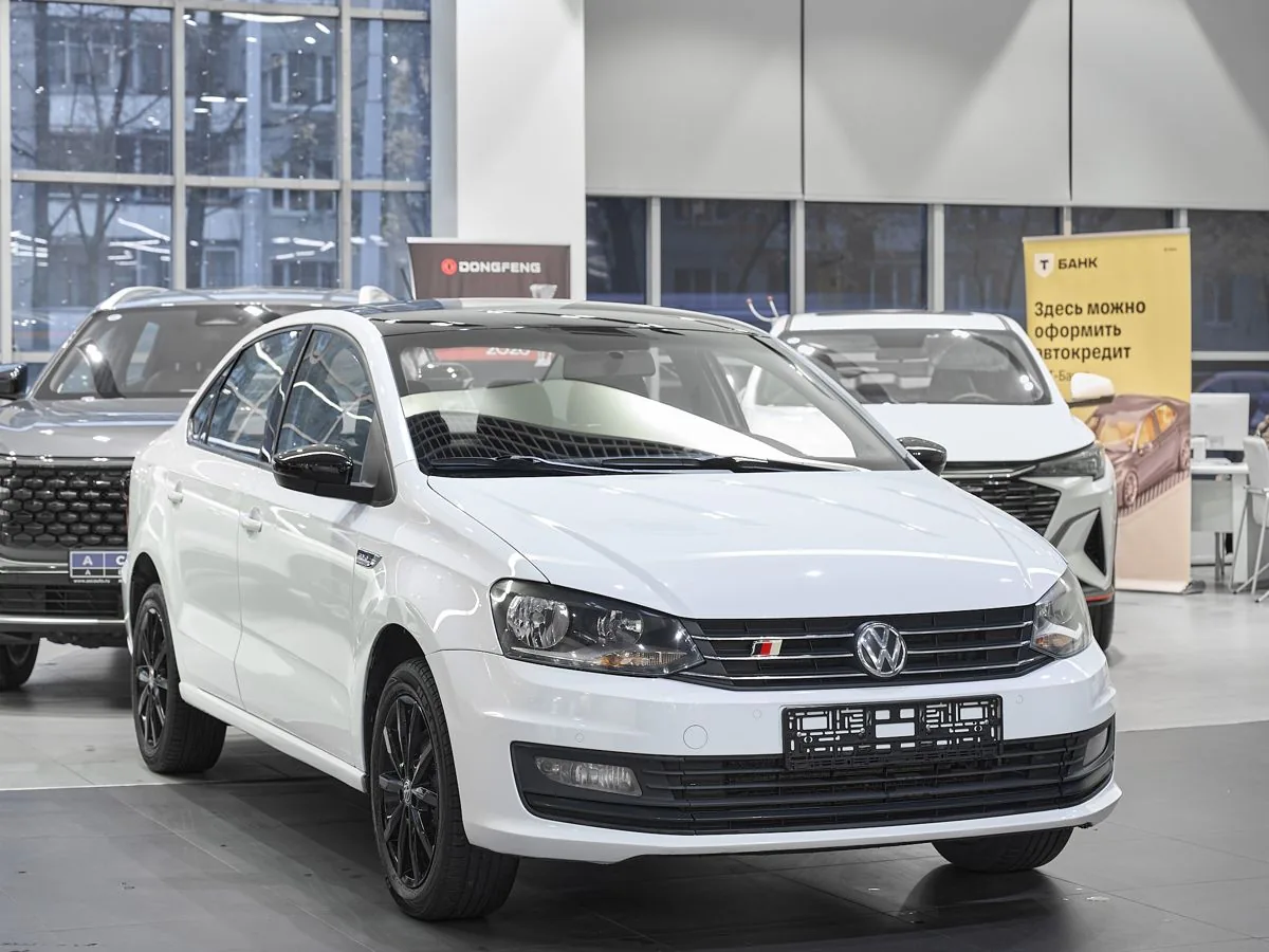 Volkswagen Polo 1.4 AMT (125 л.с.), 2018, фото 1