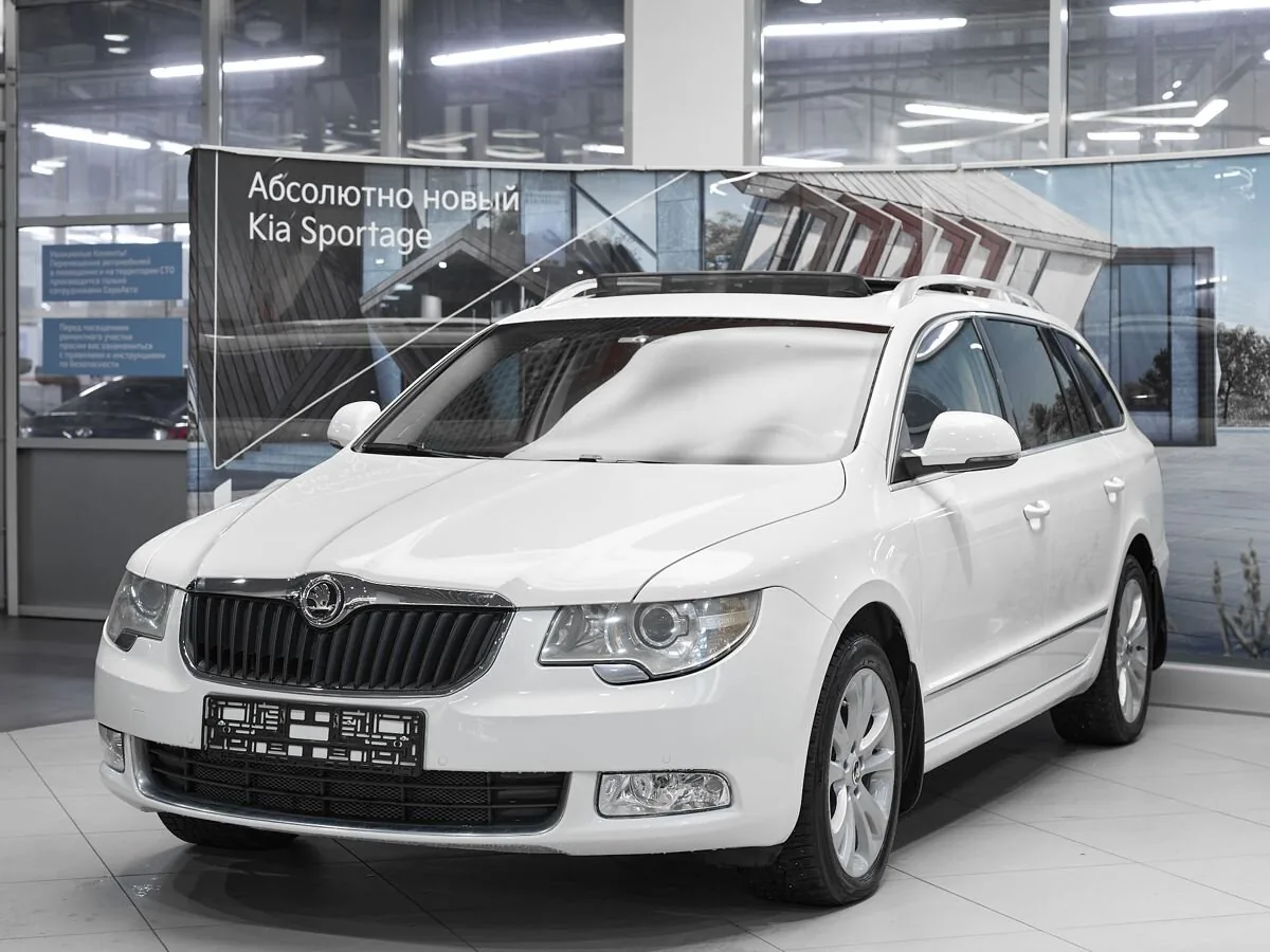 Skoda Superb 2.0 AMT (200 л.с.), 2012, фото 1