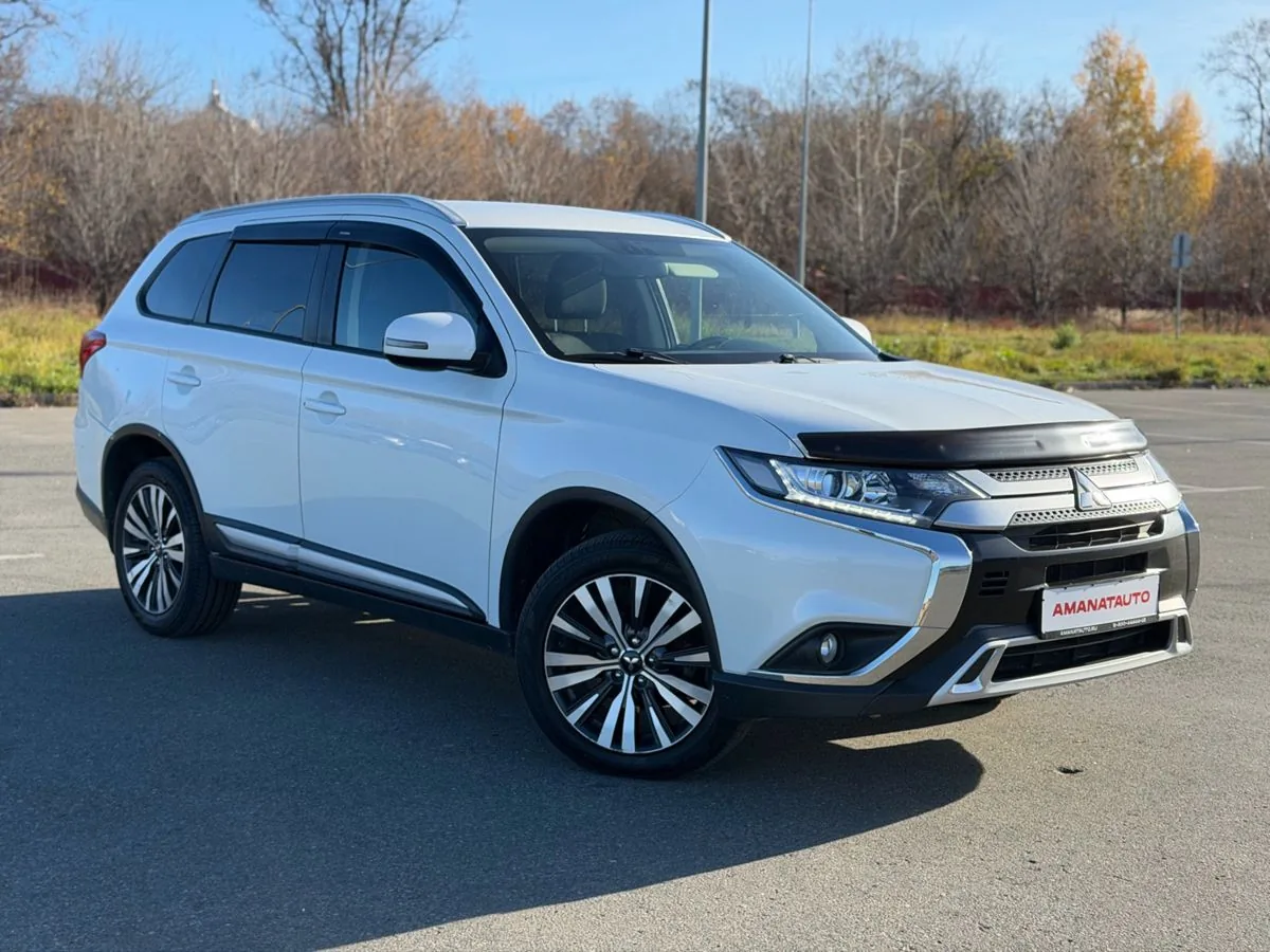 Mitsubishi Outlander 2.0 4WD CVT (146 л.с.), 2018, фото 1