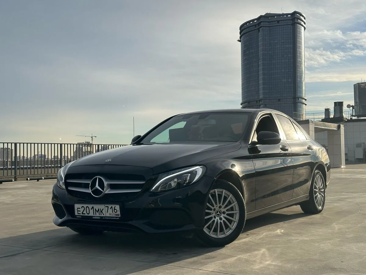 Mercedes-Benz C-Класс 180 9G-TRONIC 1.6 AT (150 л.с.), 2017, фото 1