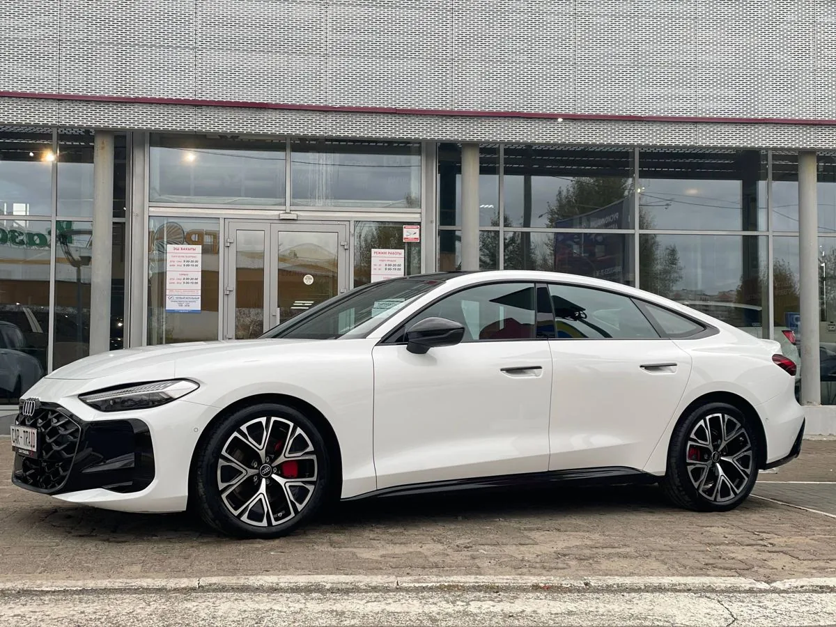 Audi A5 2.0 AMT (204 л.с.) 4WD, 2025, фото 1