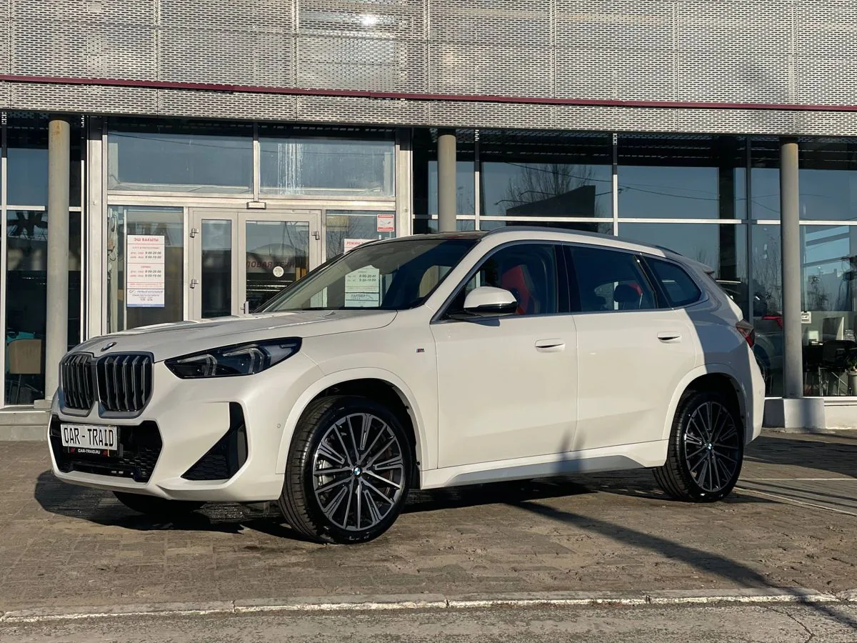 BMW X1 25Li xDrive 2.0 AMT (204 л.с.) 4WD, 2024, фото 1