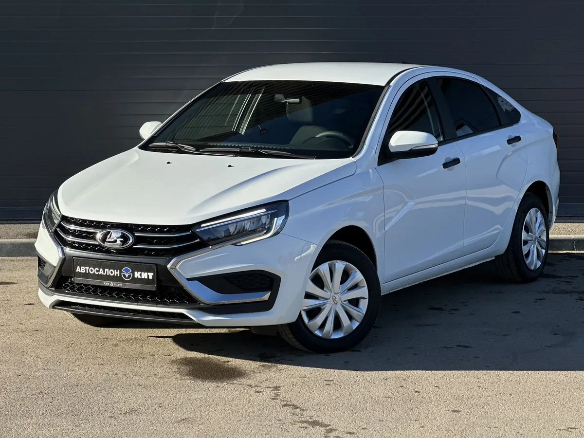 Lada (ВАЗ) Vesta 1.6 MT (106 л.с.), 2023, фото 1