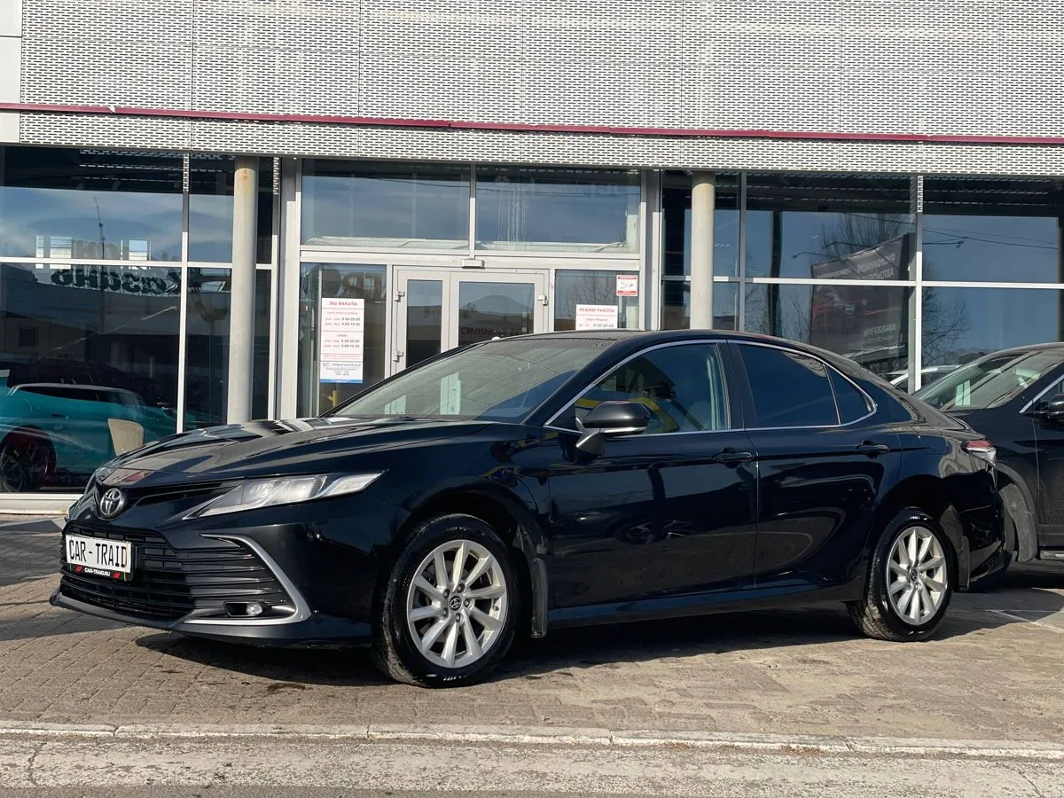 Toyota Camry 2.0 CVT (150 л.с.), 2021, фото 1