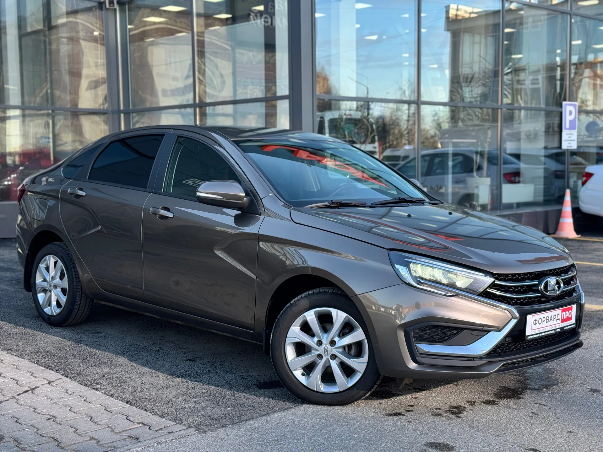 Lada (ВАЗ) Vesta 1.6 MT (106 л.с.), 2024, фото 1