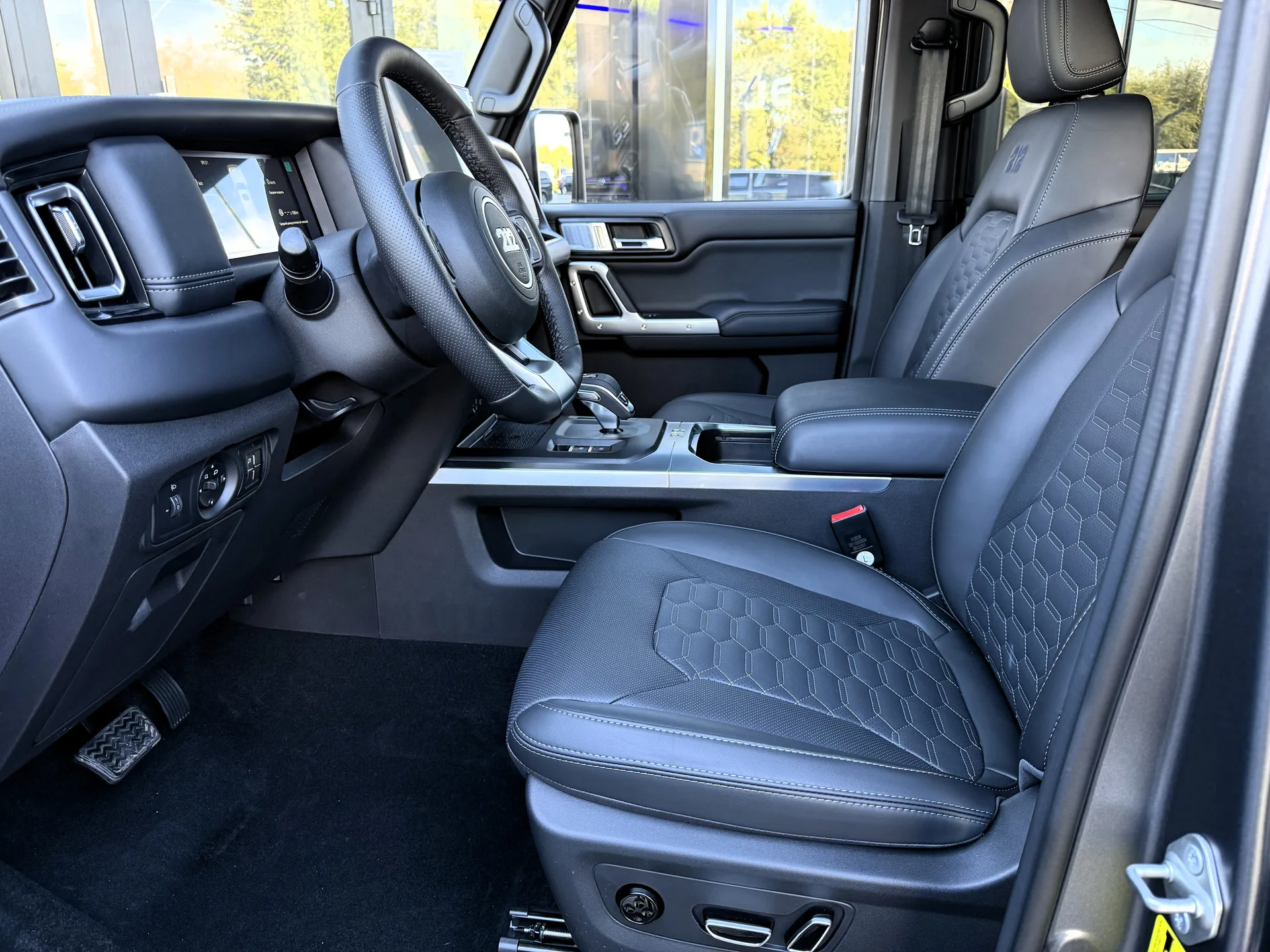 Фото 13 из 30
