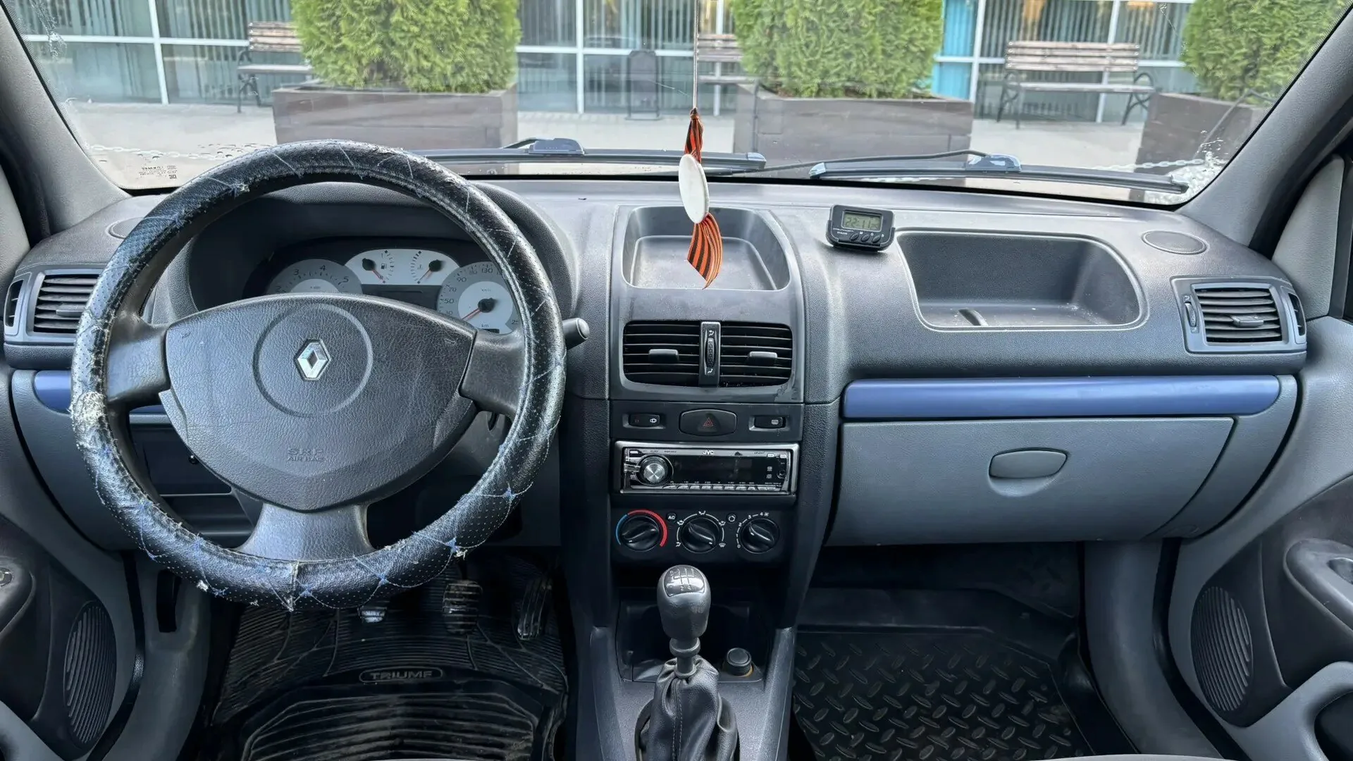 Фото 7 из 9