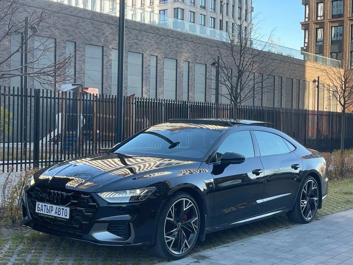 Audi A7 L 45 TFSI 2.0 AMT (245 л.с.) 4WD, 2026, фото 1