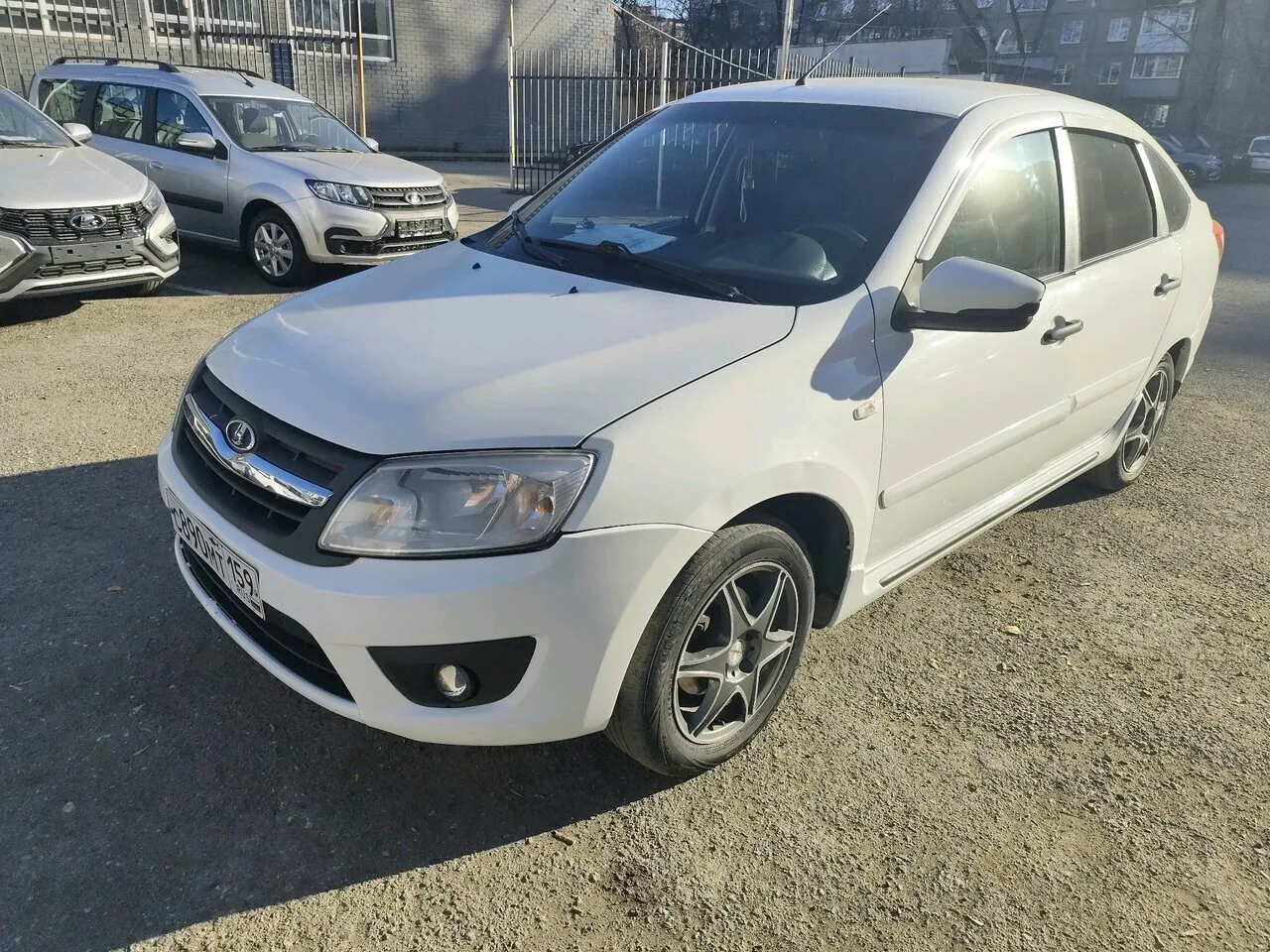 Фото 3 из 25