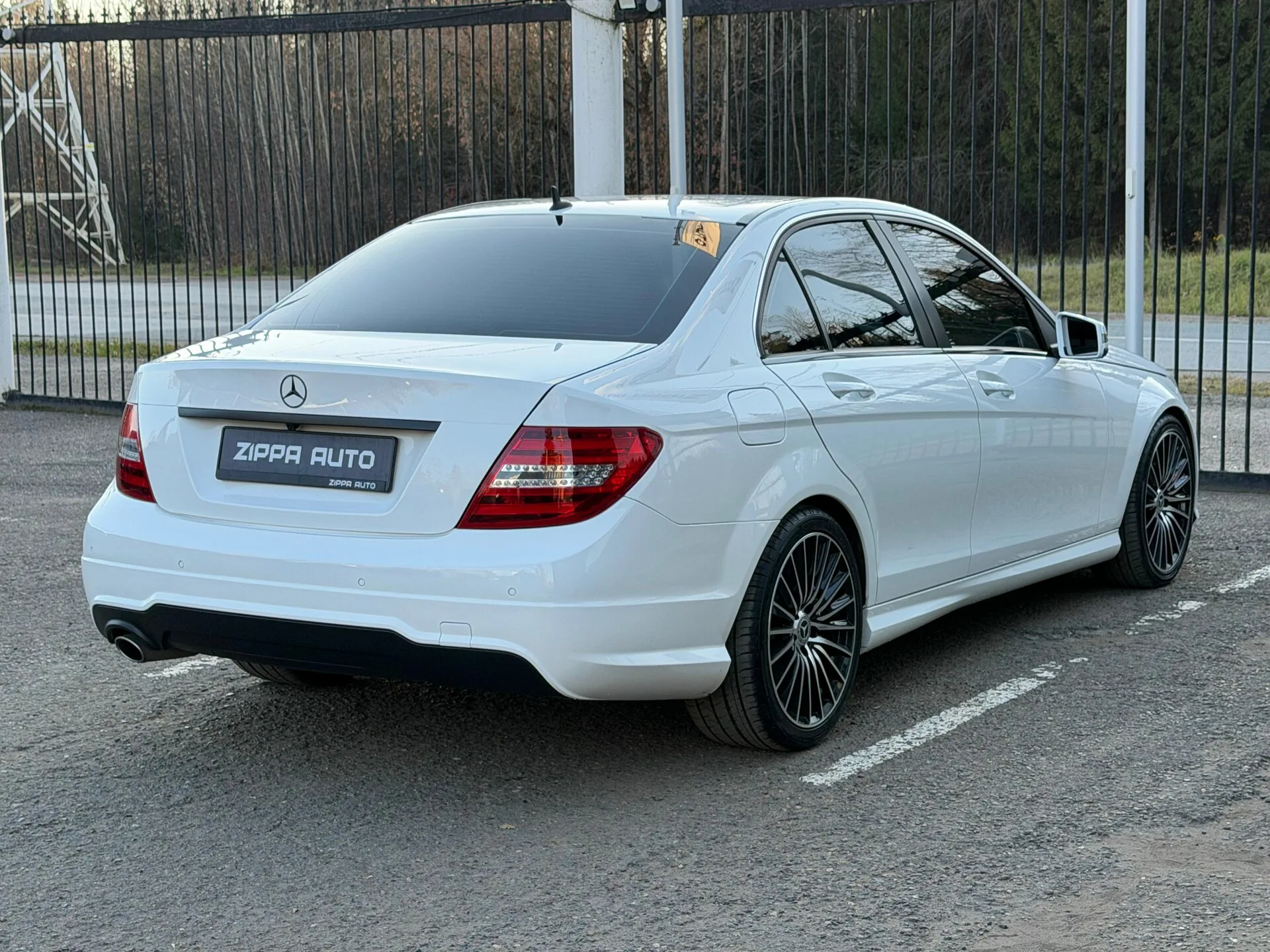 Фото 4 из 28