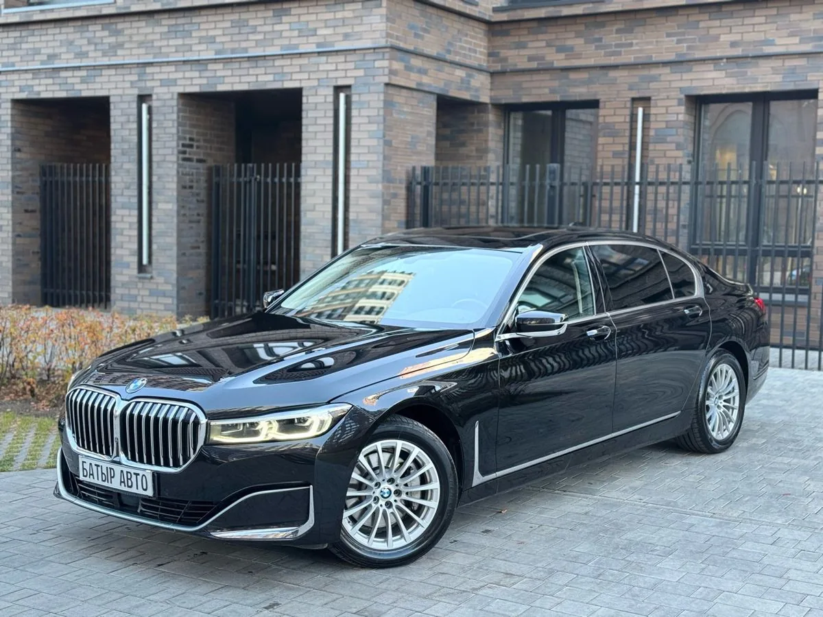 BMW 7 серии 730Ld xDrive 3.0d AT (249 л.с.) 4WD, 2019, фото 1